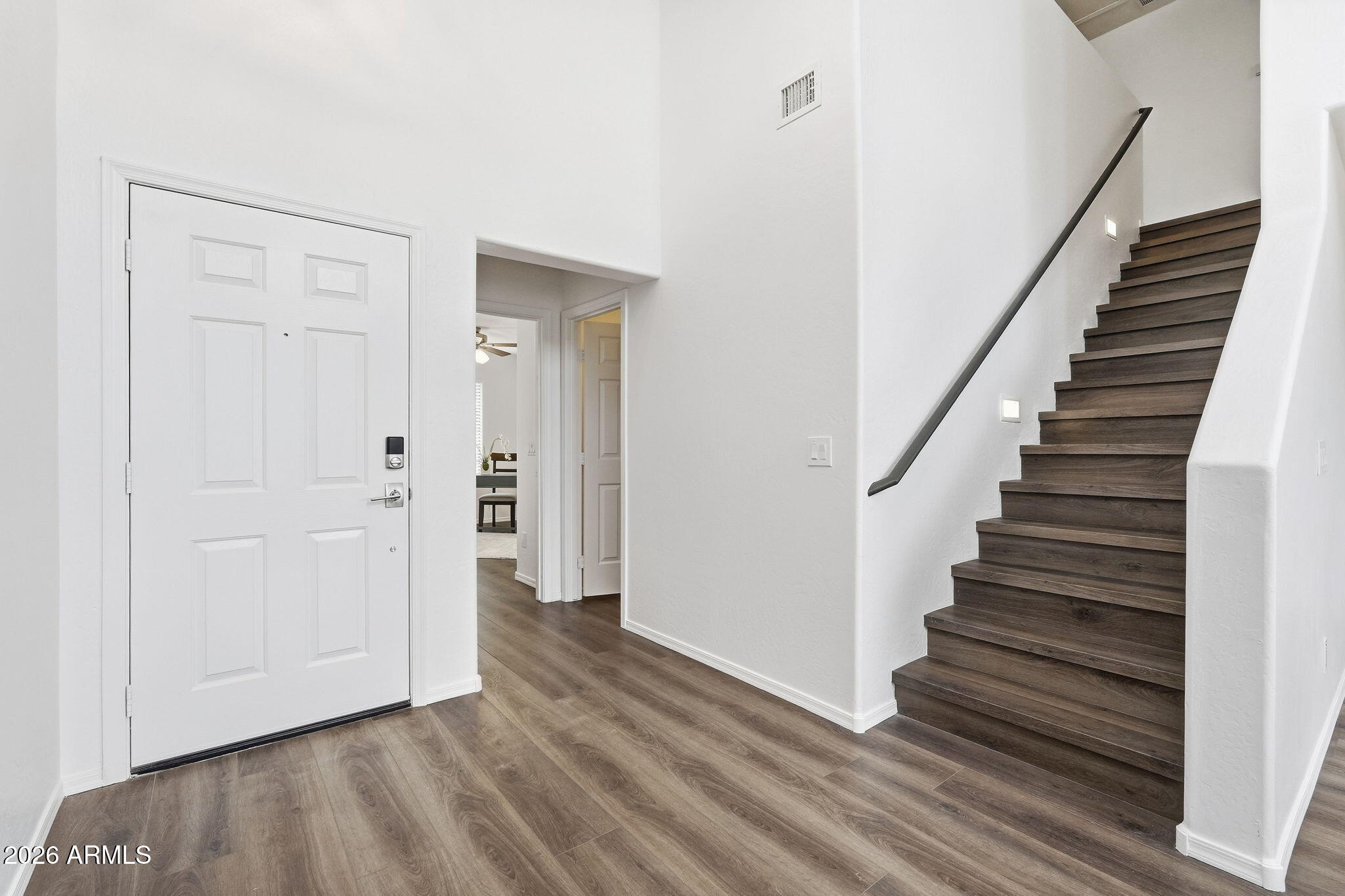 462 E CHRISTOPHER Street