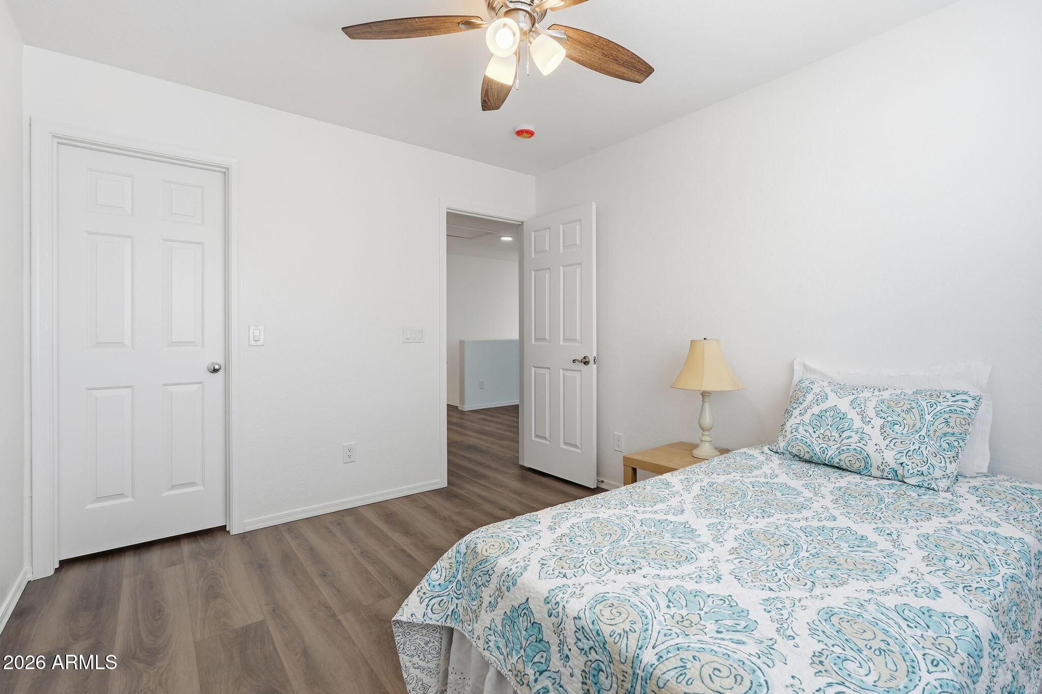 462 E CHRISTOPHER Street