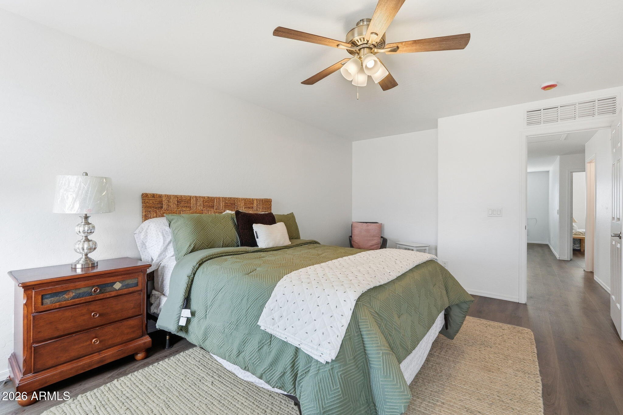 462 E CHRISTOPHER Street