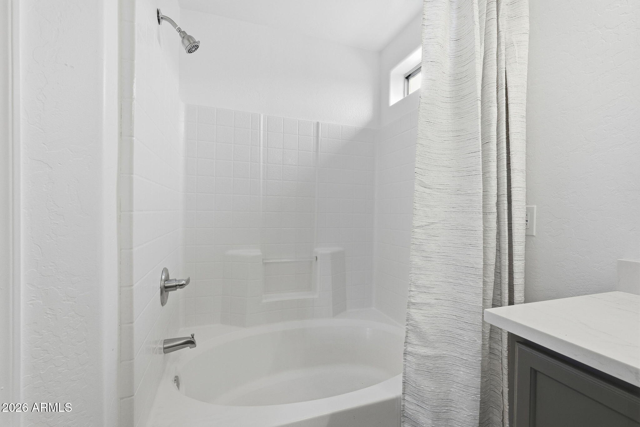 462 E CHRISTOPHER Street