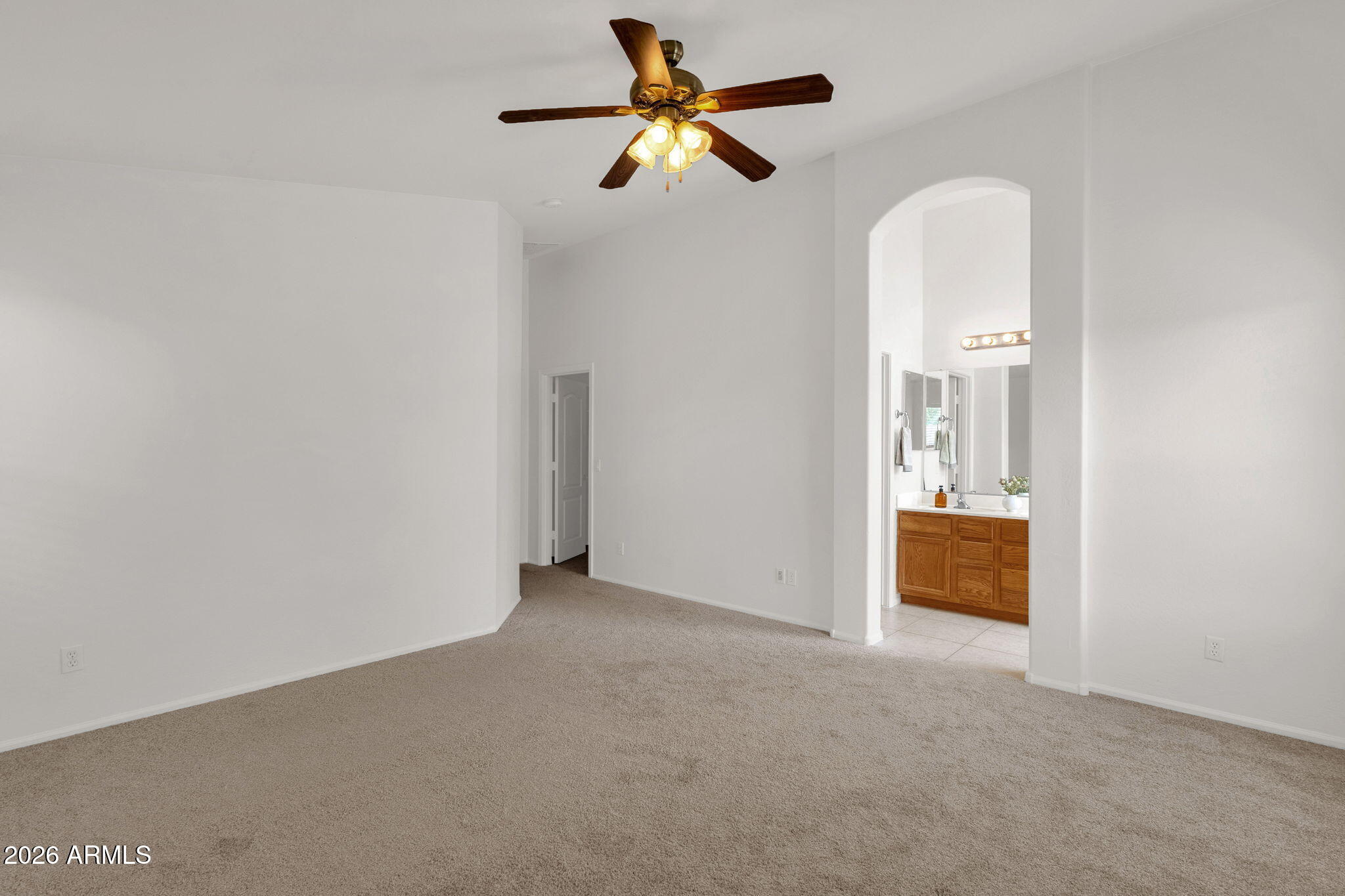 312 W Dana Drive