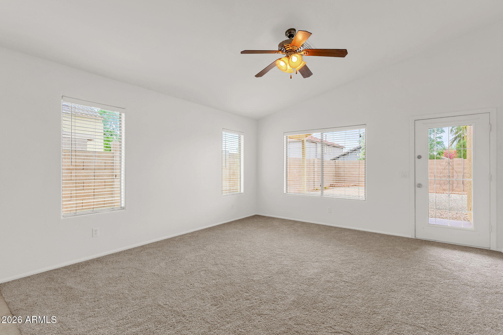 312 W Dana Drive