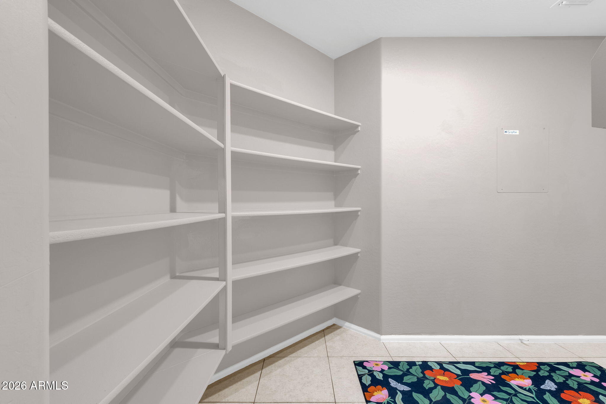 312 W Dana Drive