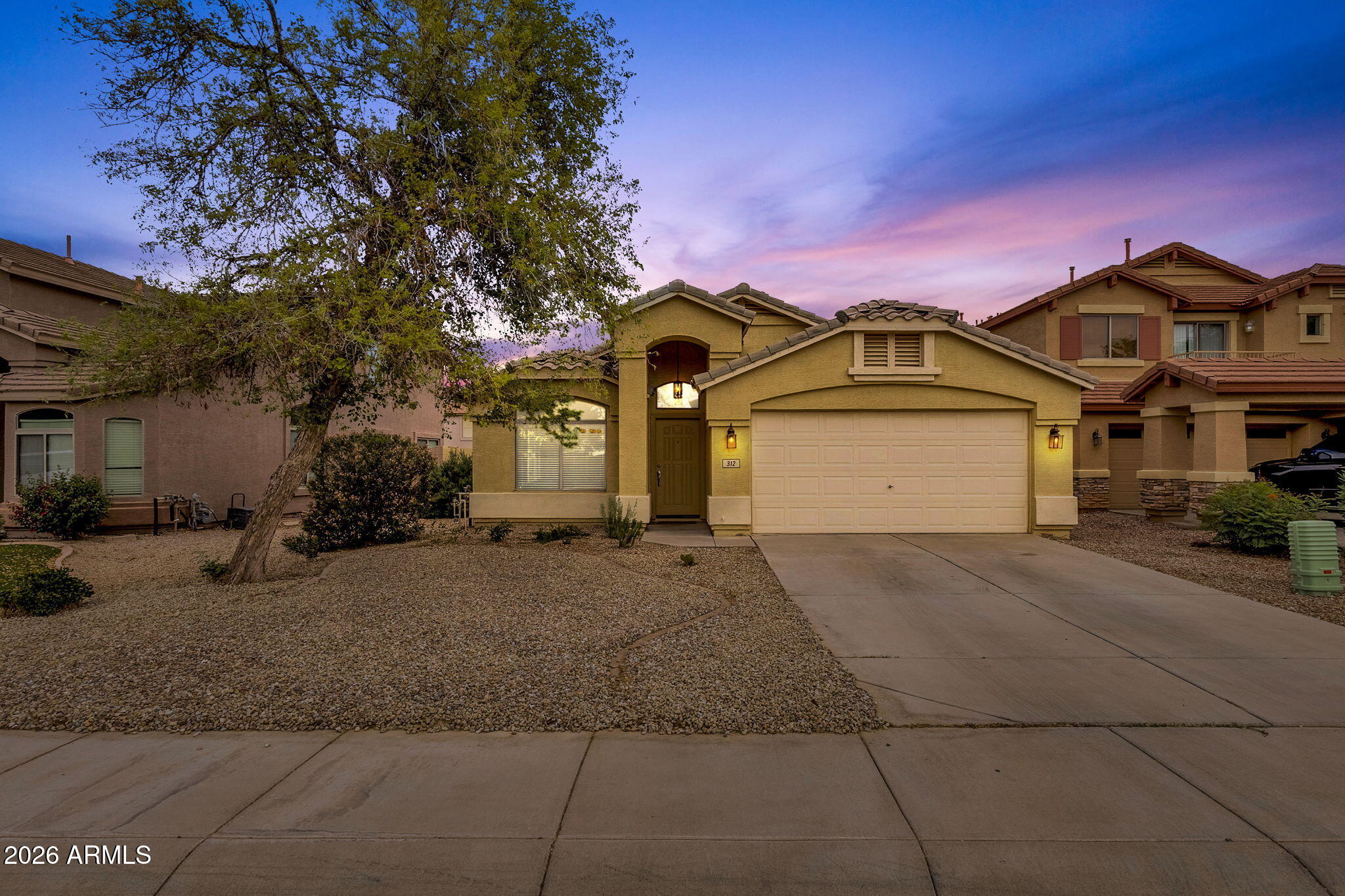 312 W Dana Drive