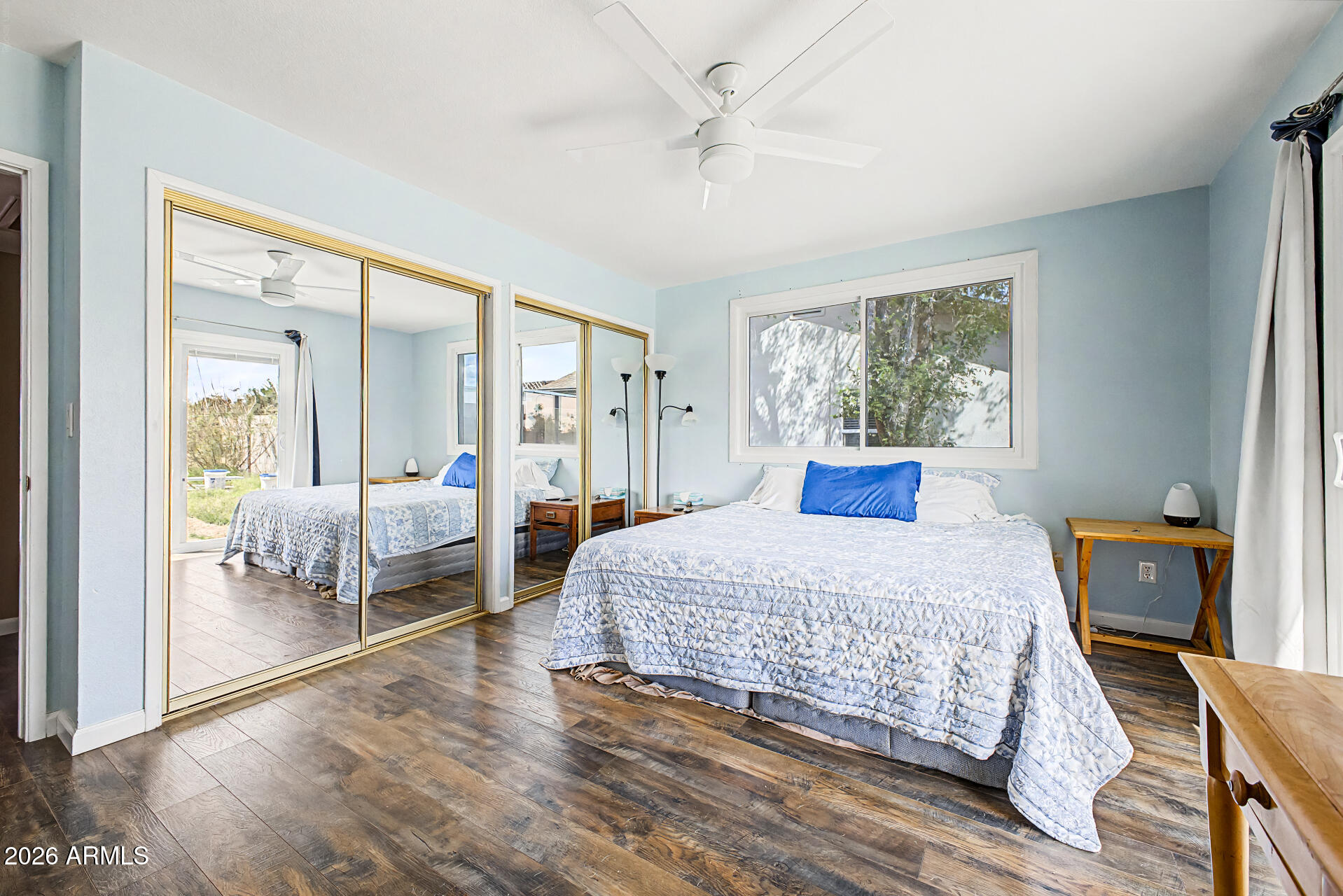 1421 W BENTRUP Street