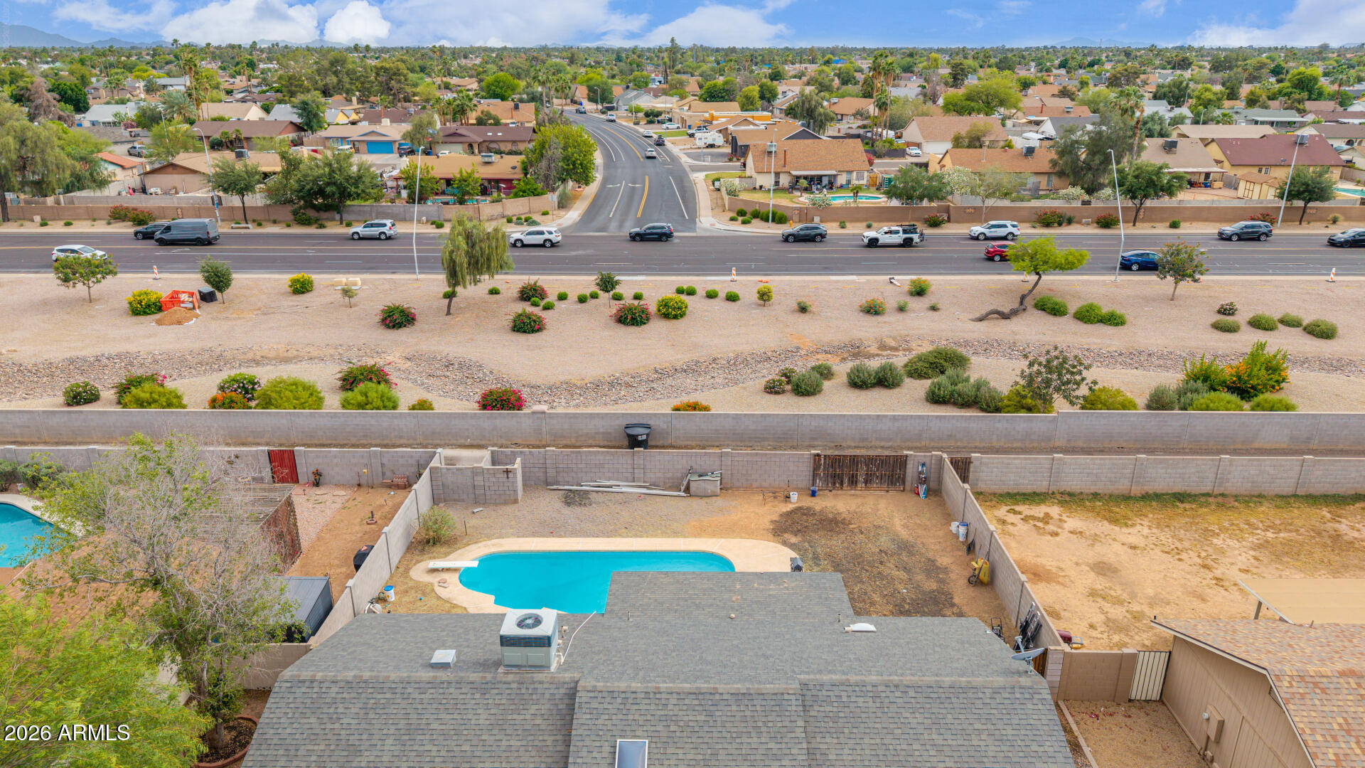 1421 W BENTRUP Street