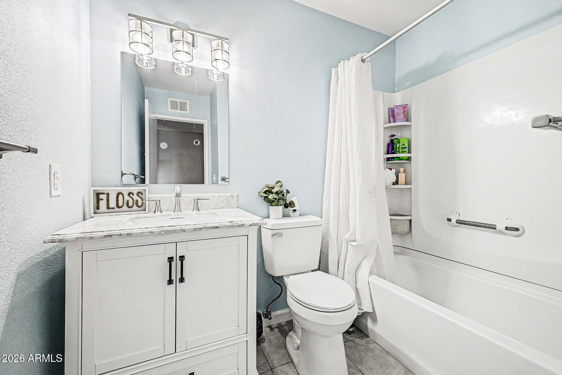 1421 W BENTRUP Street