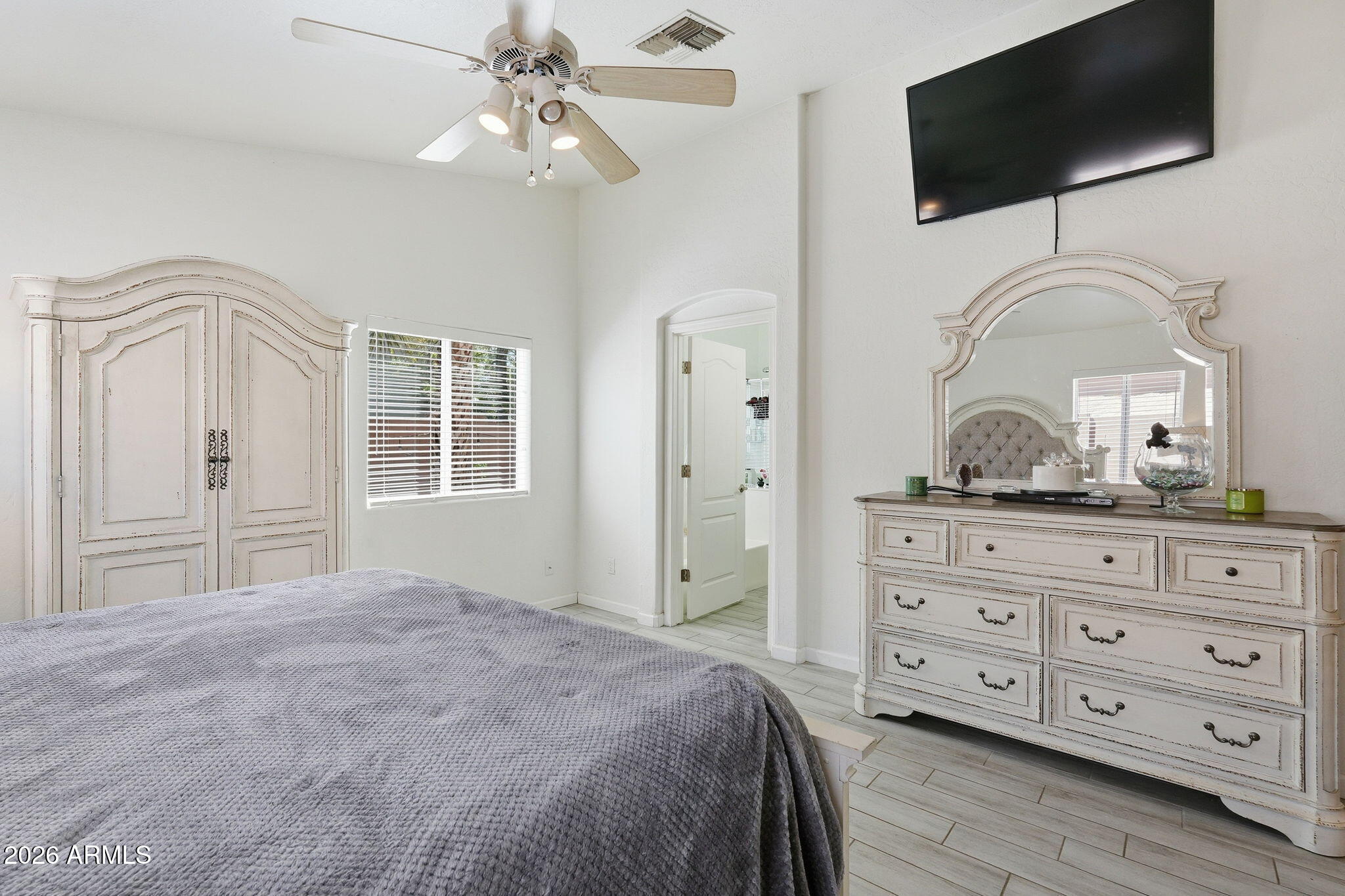 945 S SAILFISH Drive