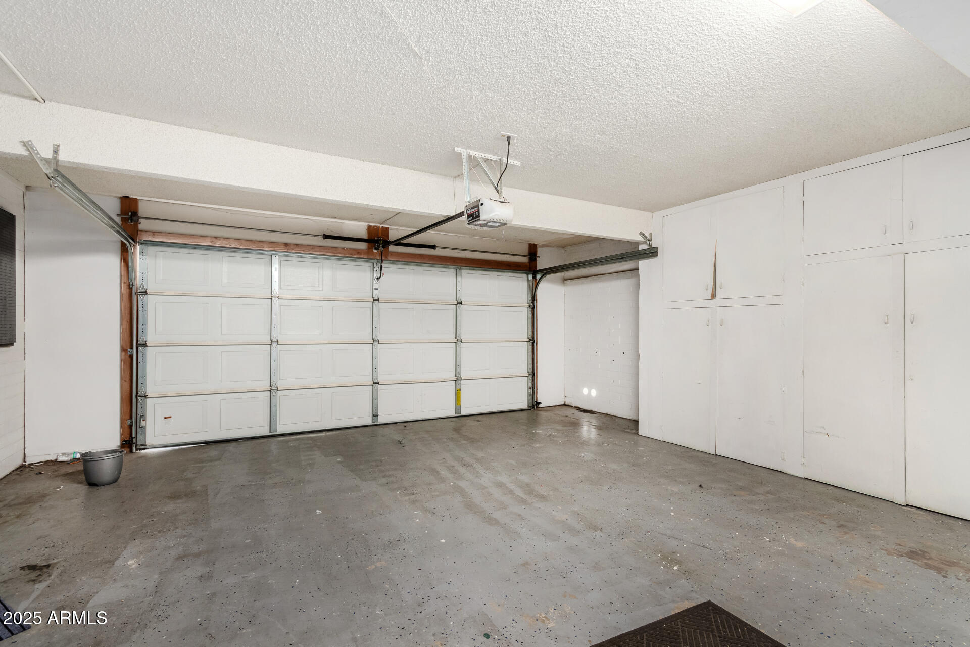 1717 E PEBBLE BEACH Drive