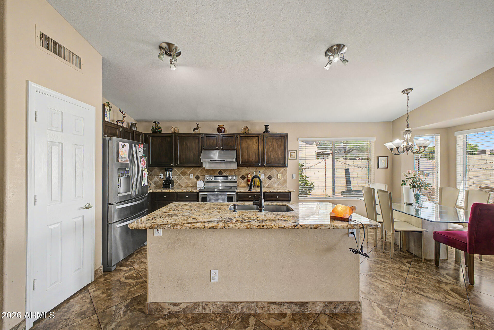 15817 S 28TH Place
