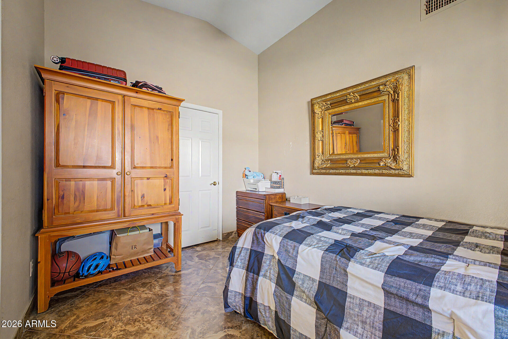 15817 S 28TH Place