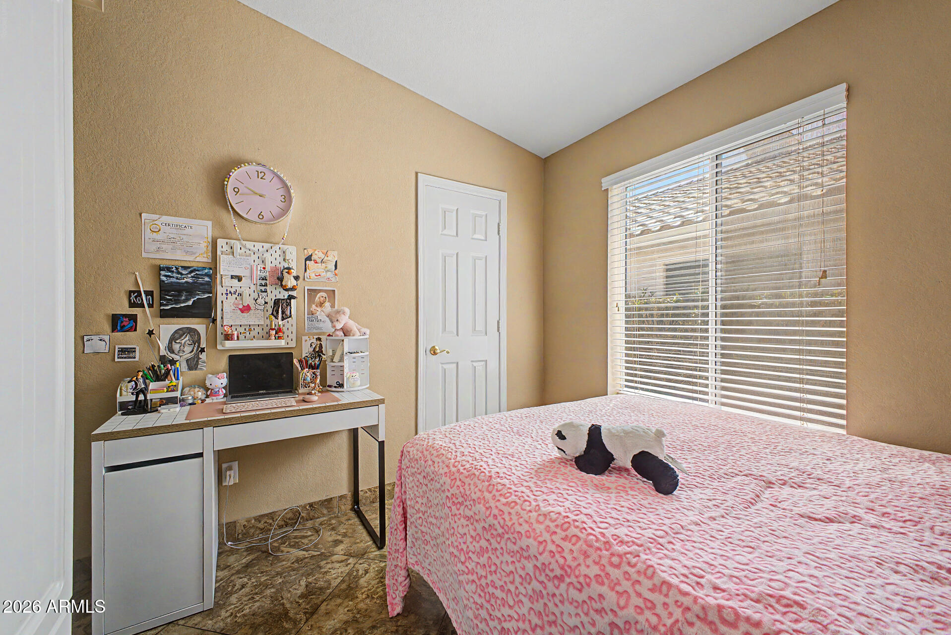 15817 S 28TH Place