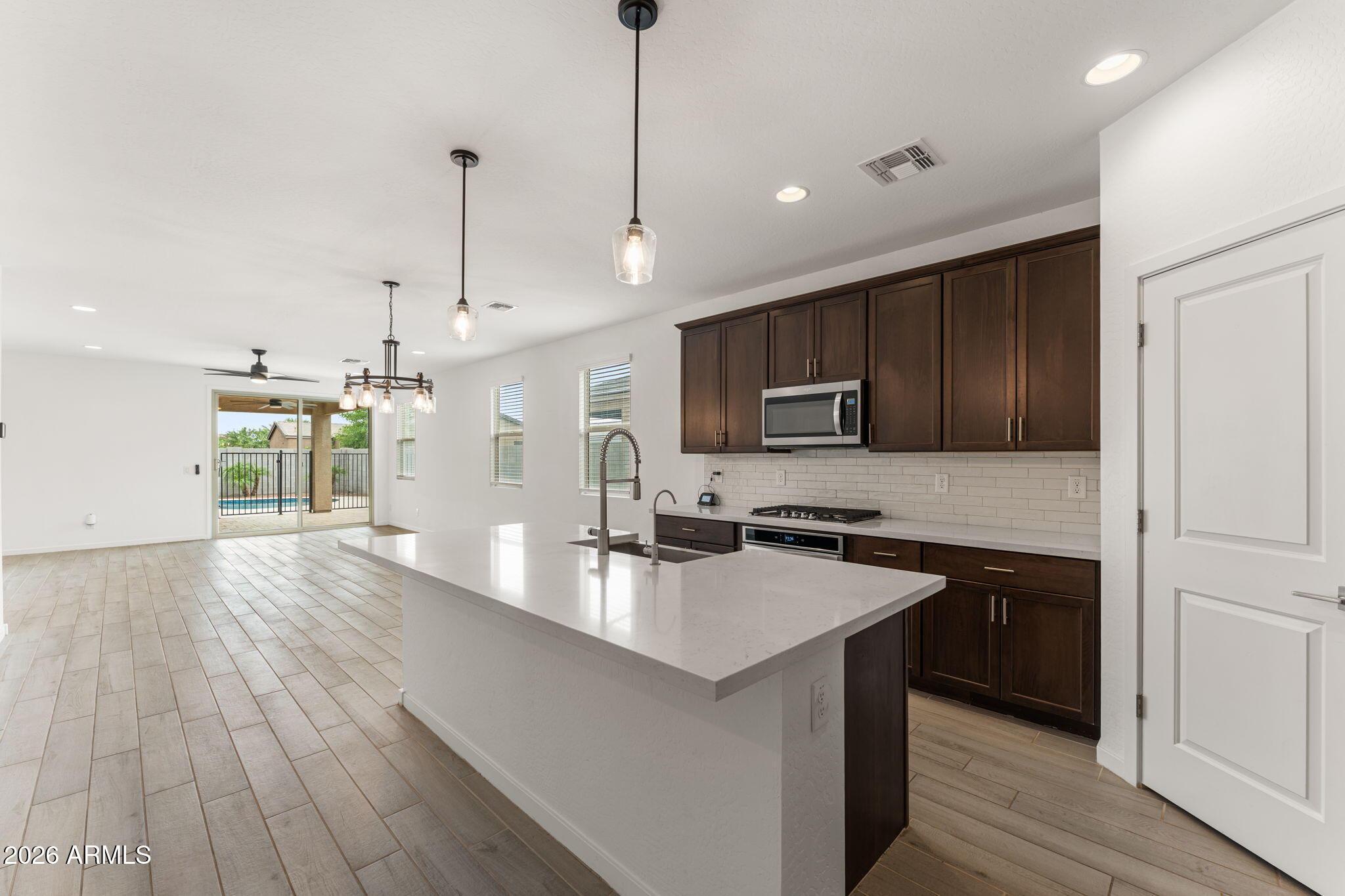 4144 E SIDESADDLE Road
