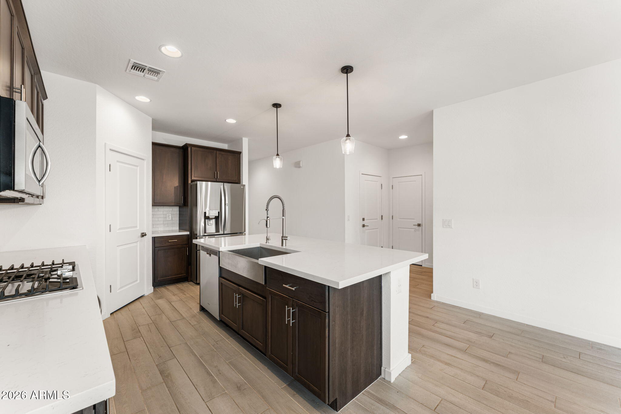 4144 E SIDESADDLE Road
