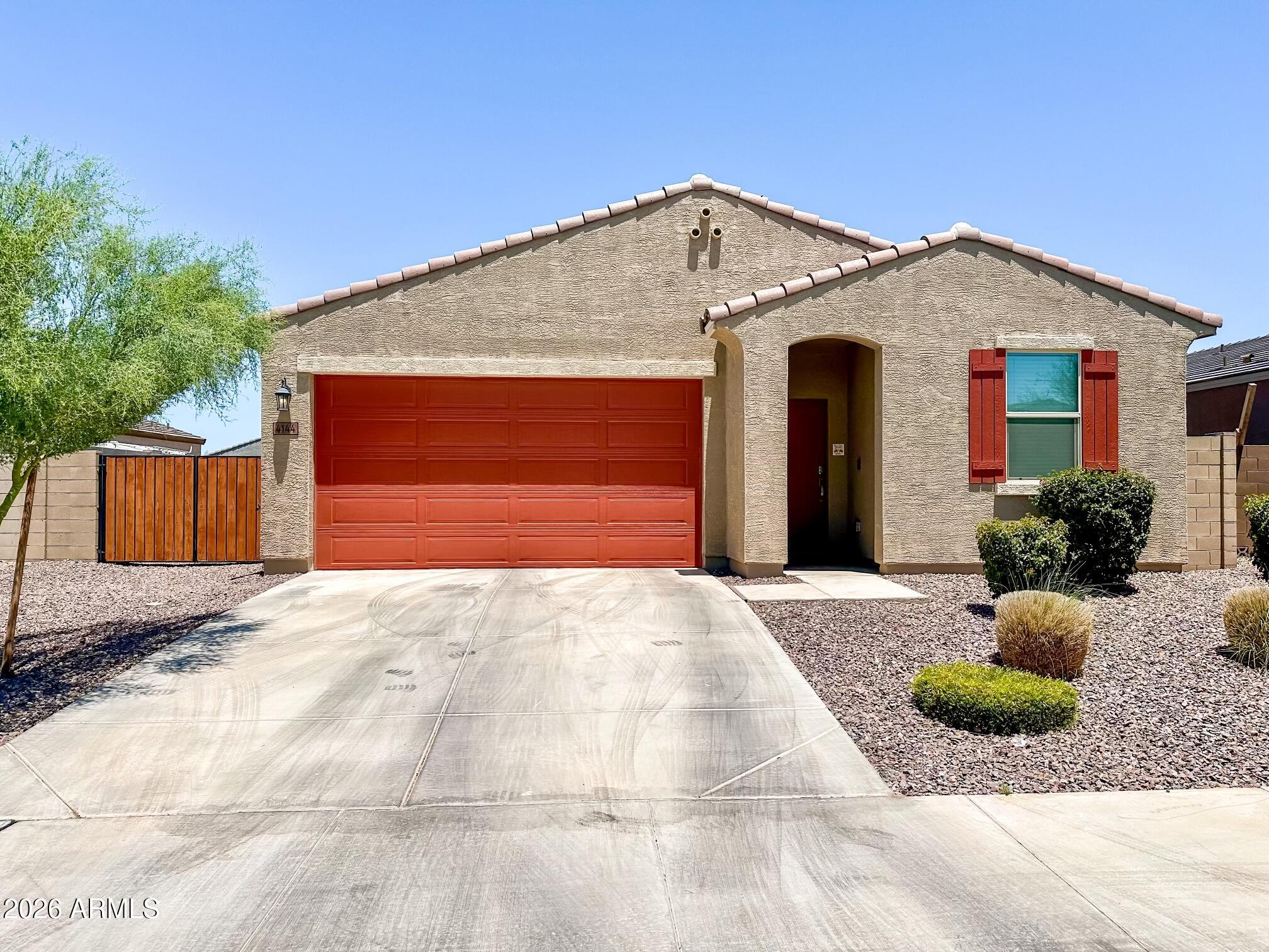 4144 E SIDESADDLE Road