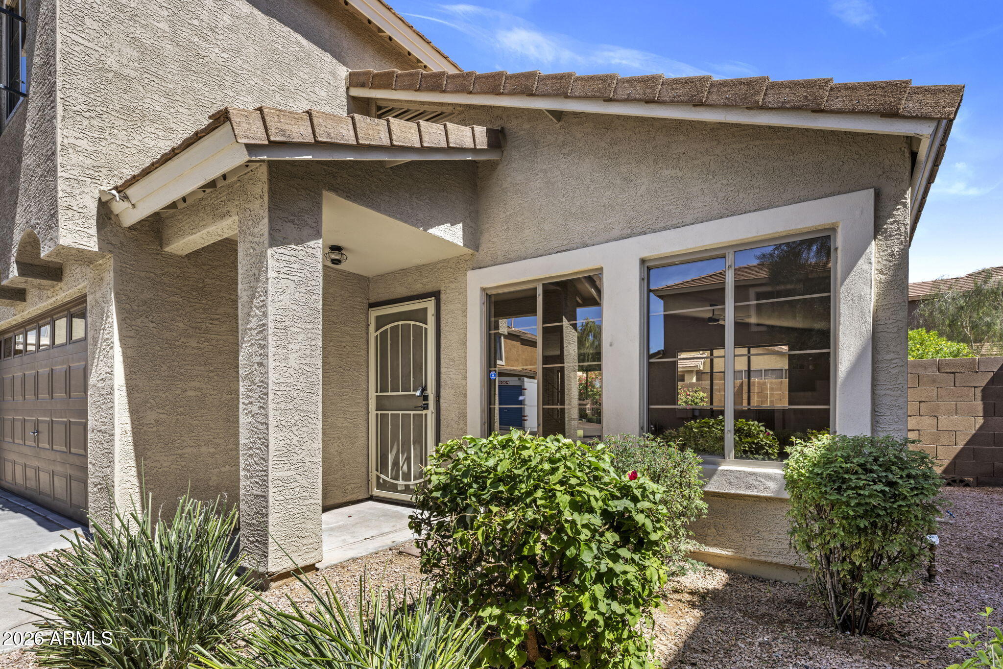 4052 E ABRAHAM Lane
