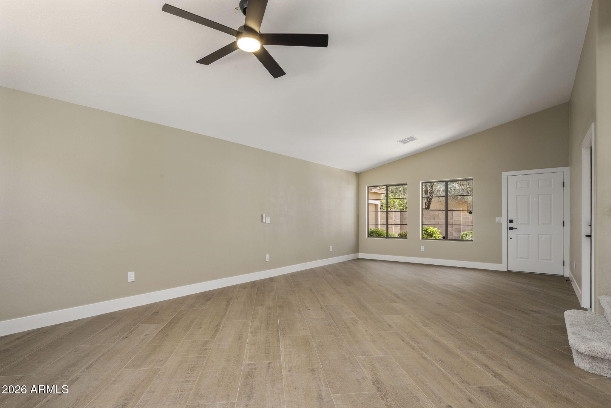 4052 E ABRAHAM Lane