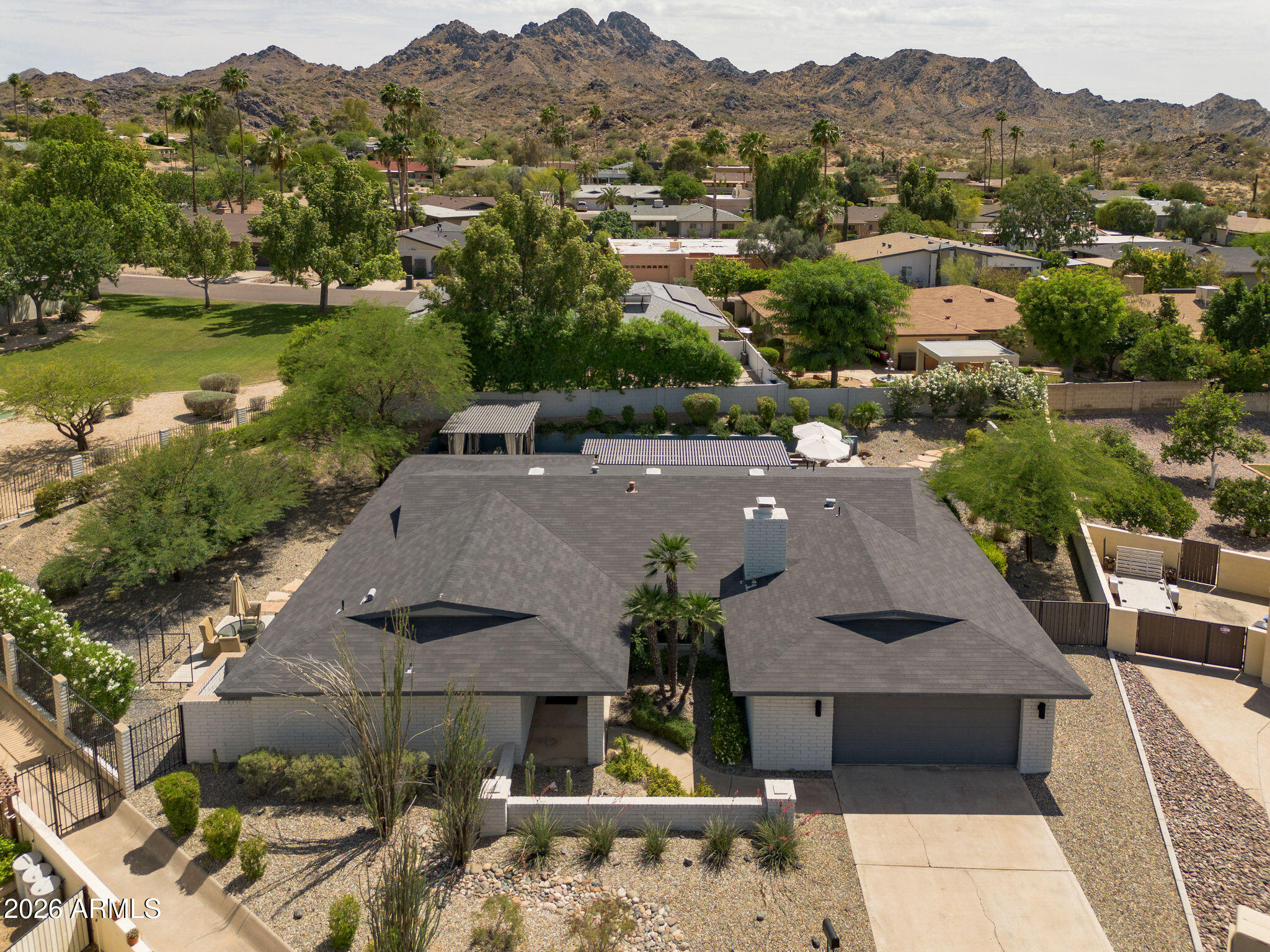 9220 N 28TH Place