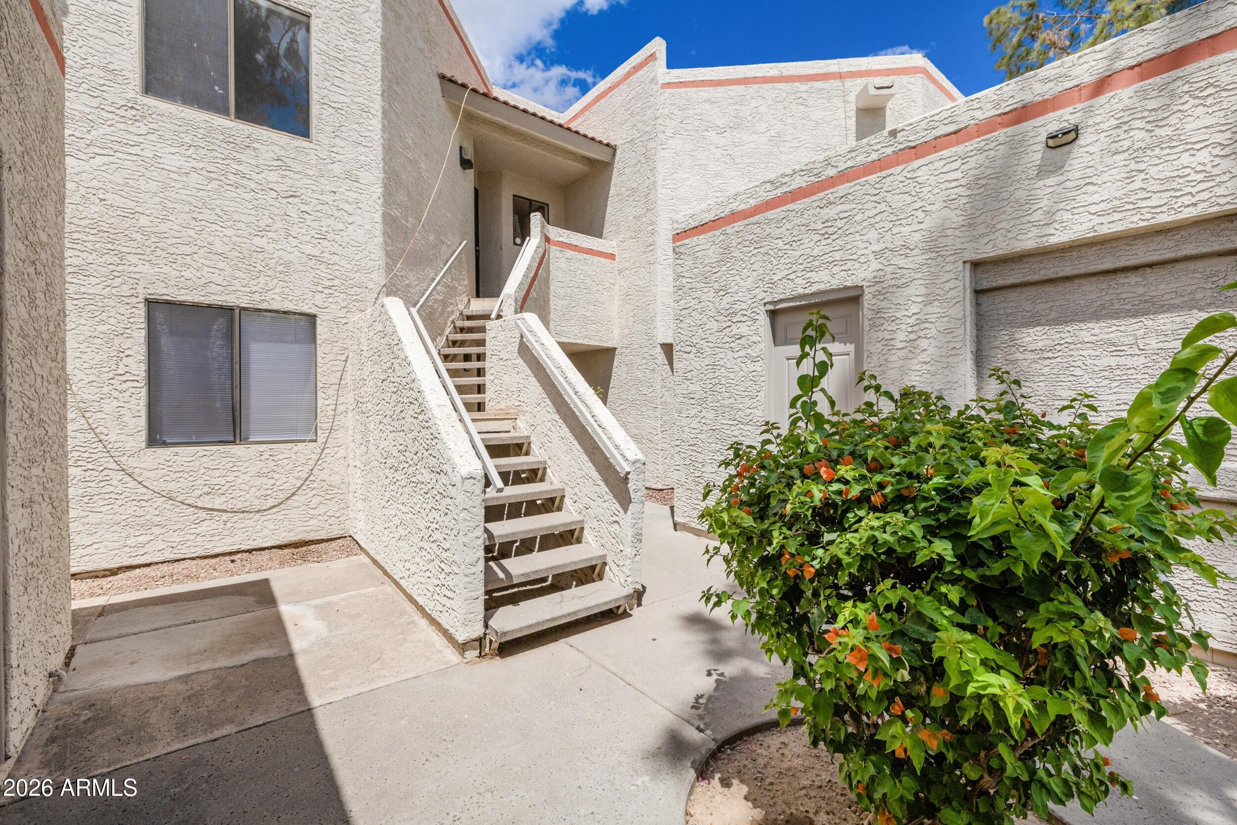 985 N GRANITE REEF Road 134