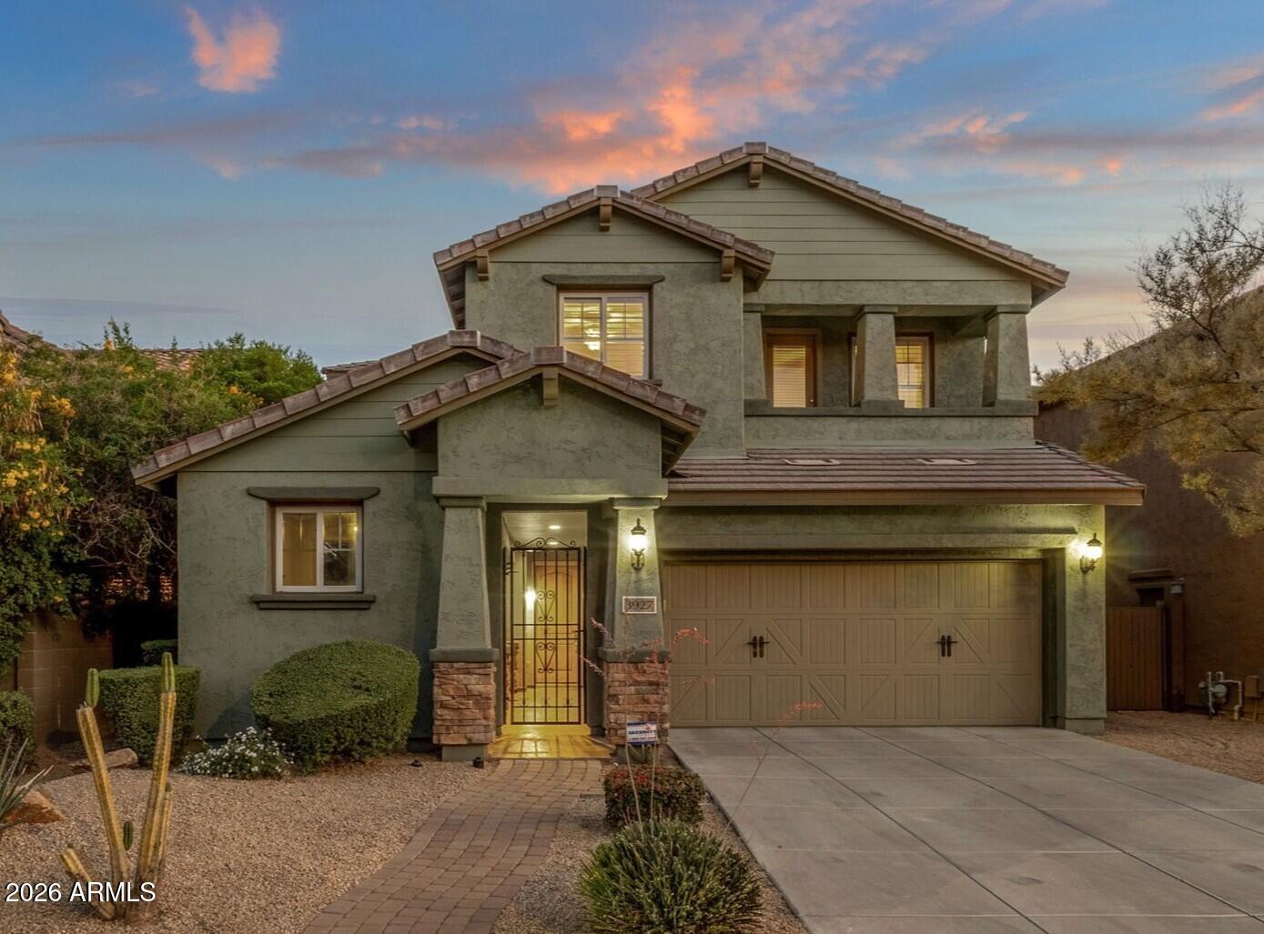 3927 E Waller Lane