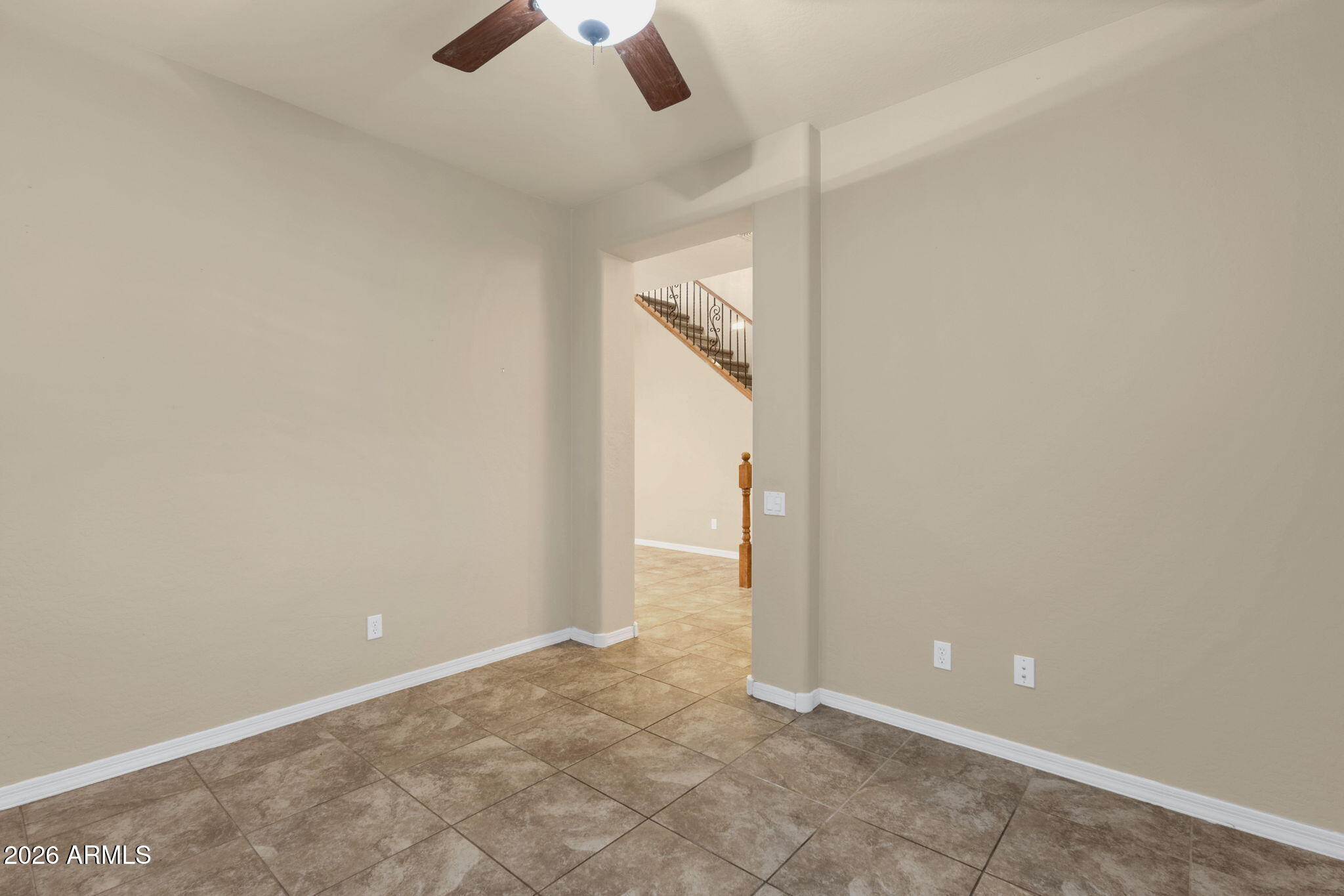 3927 E Waller Lane