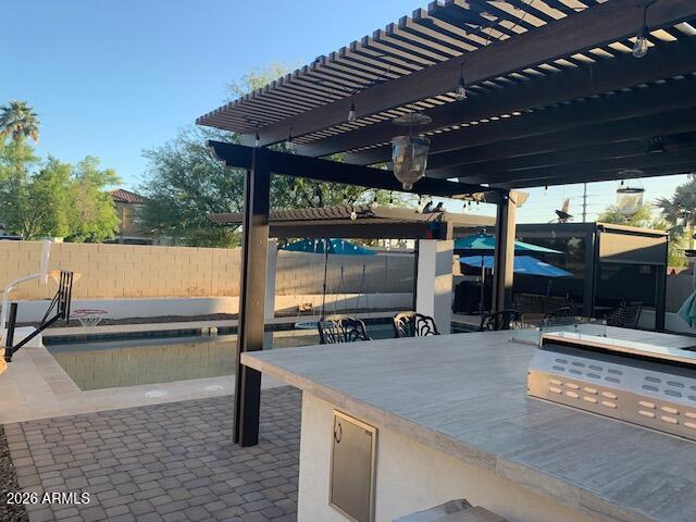 2075 E HONEYSUCKLE Place