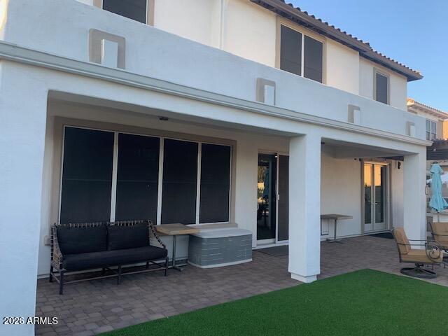 2075 E HONEYSUCKLE Place