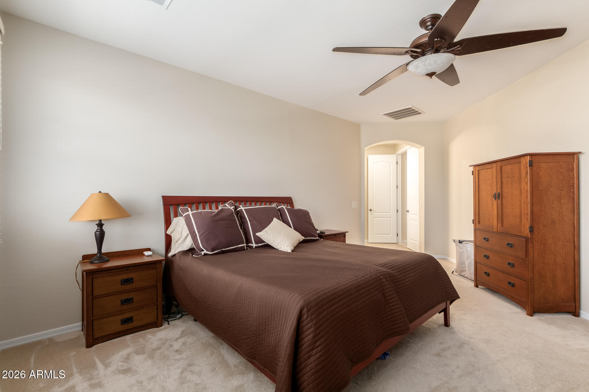 2075 E HONEYSUCKLE Place