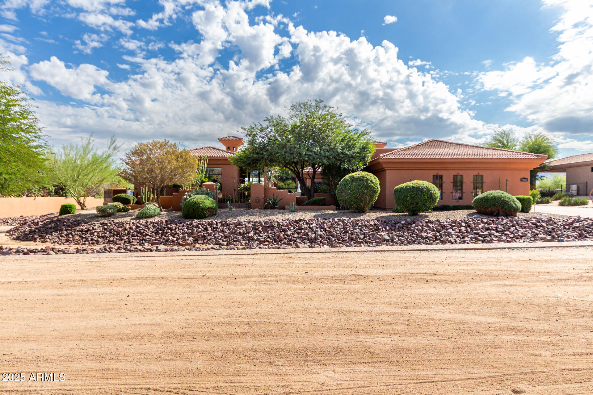 14521 E DESERT VISTA Trail