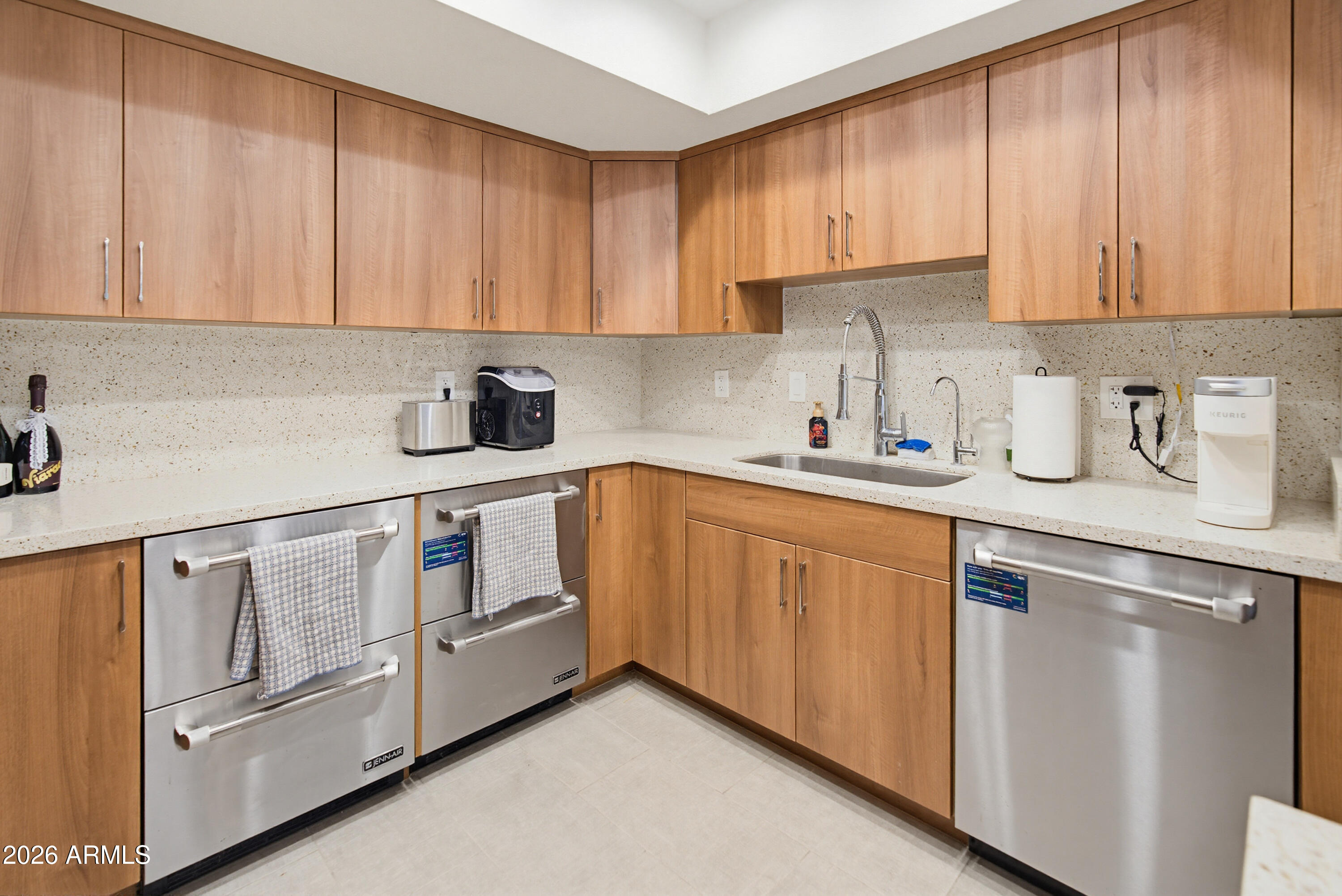 4200 N MILLER Road 405