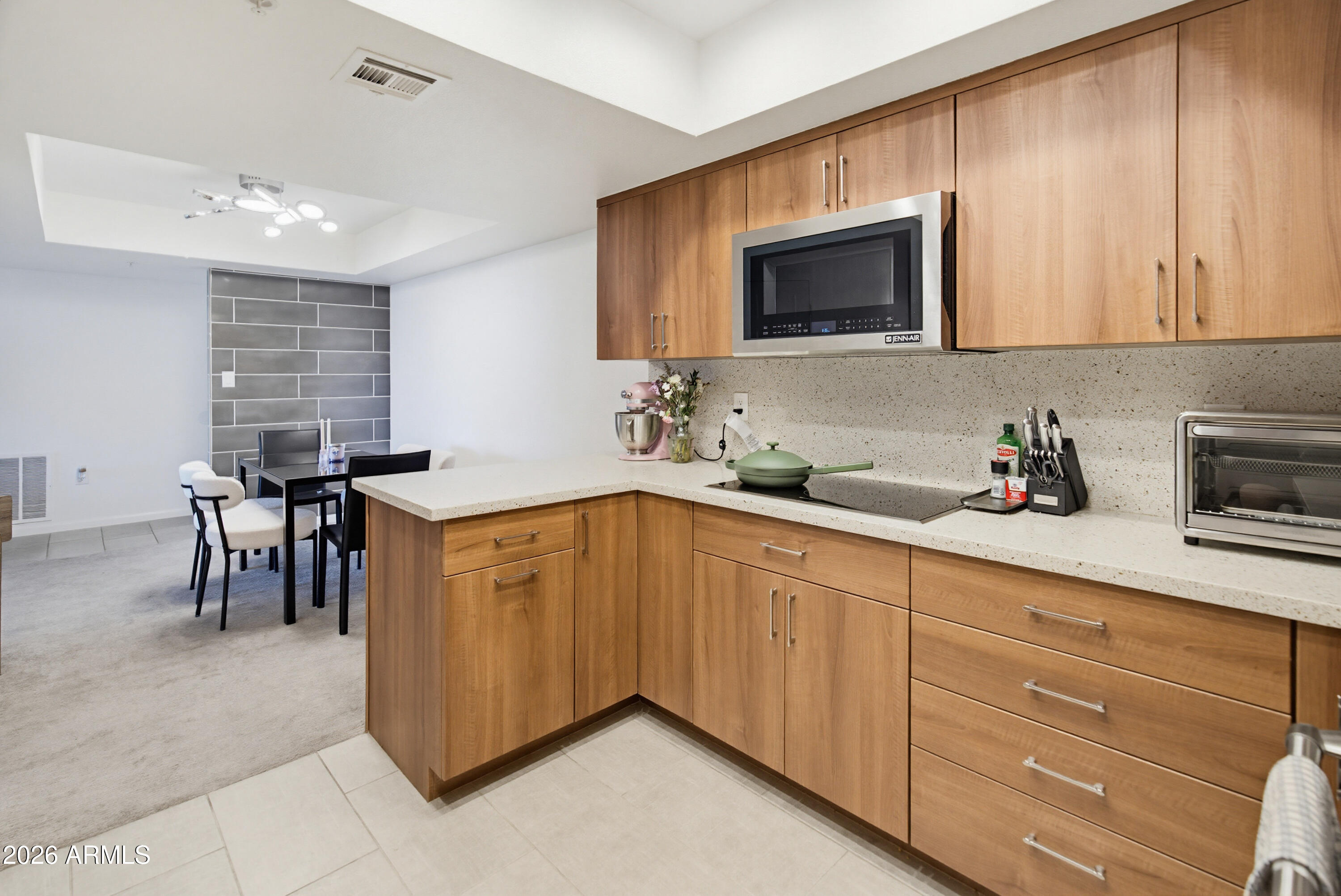4200 N MILLER Road 405