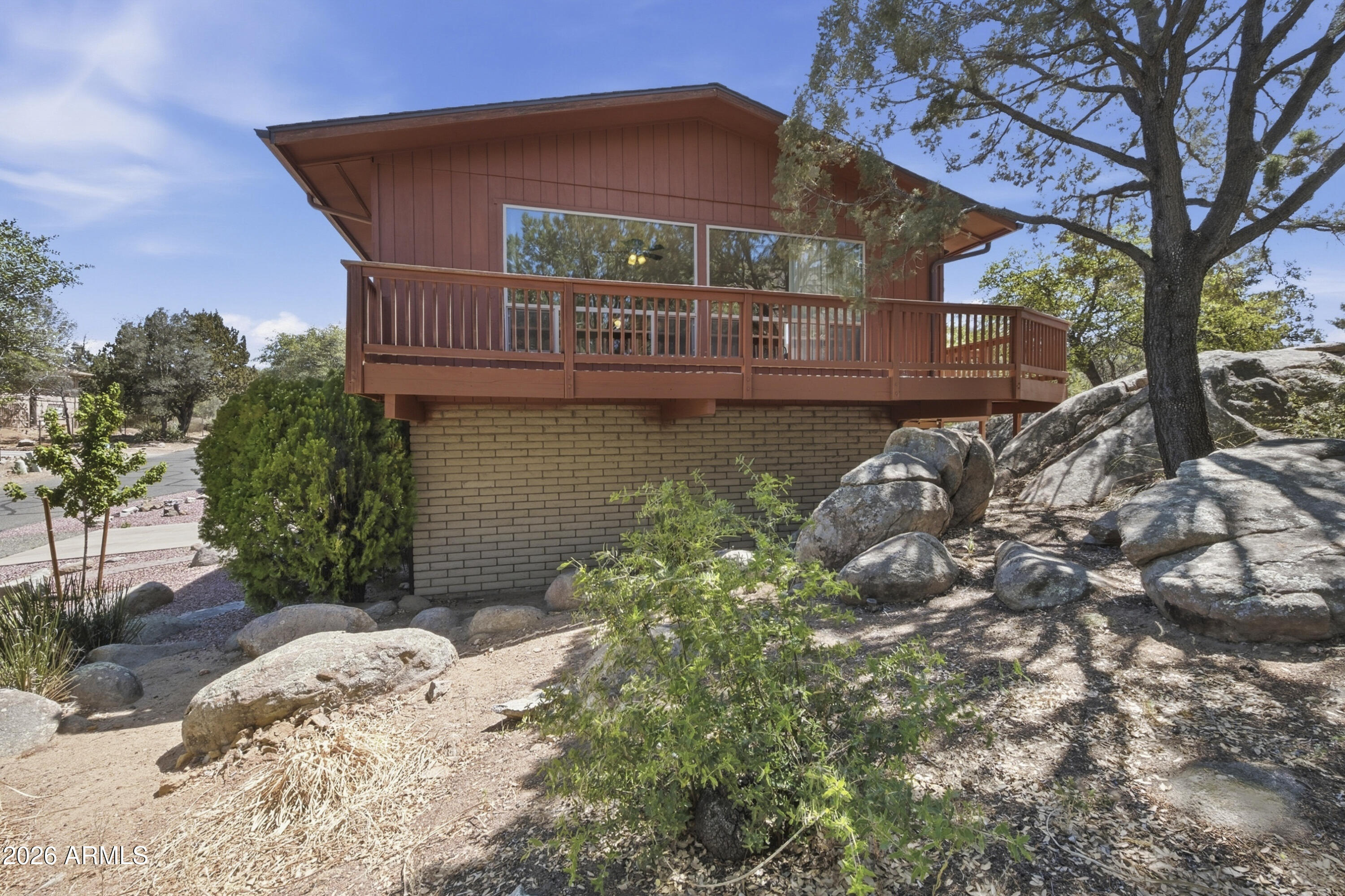 1775 N Grand View Road
