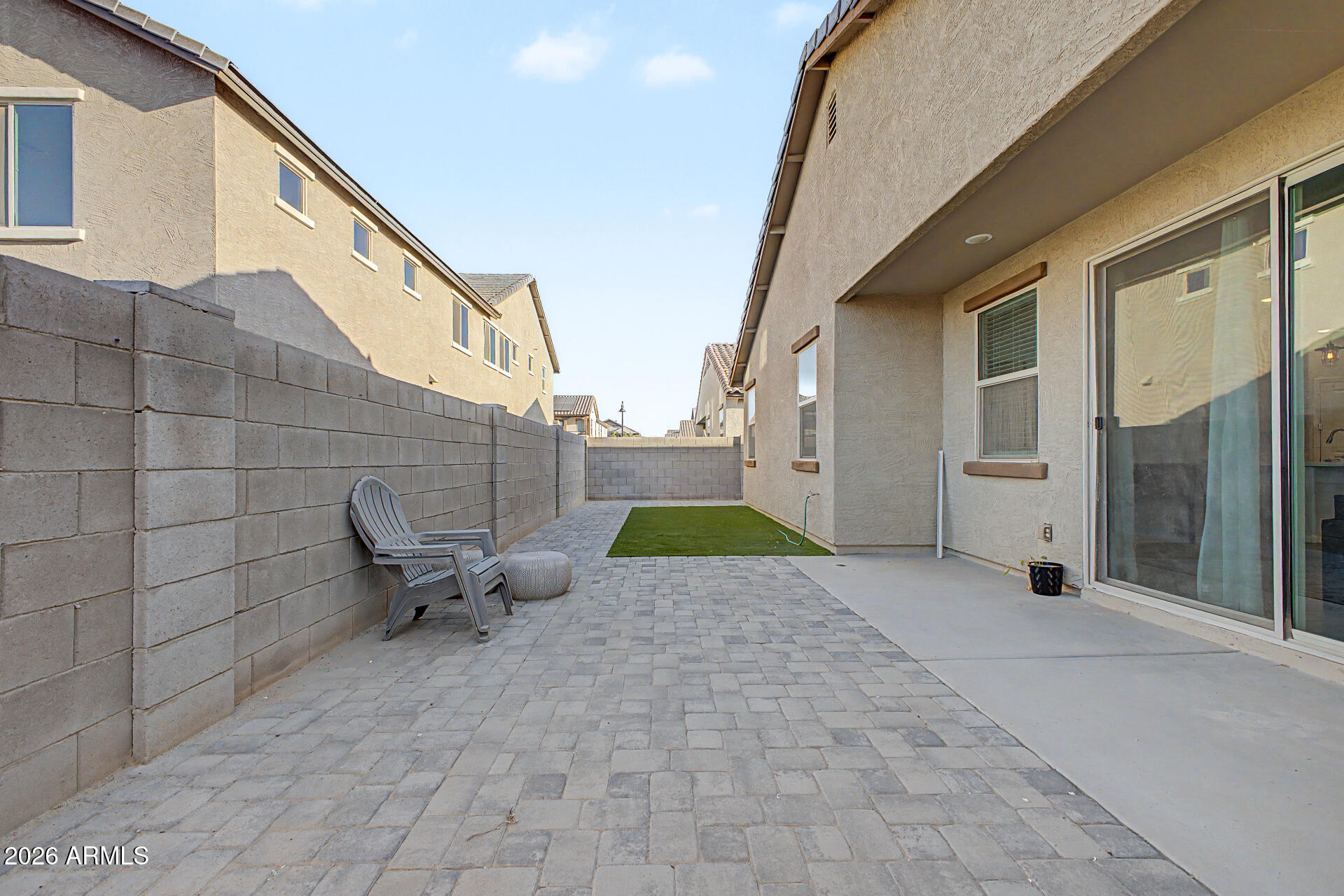 915 S 151ST Lane