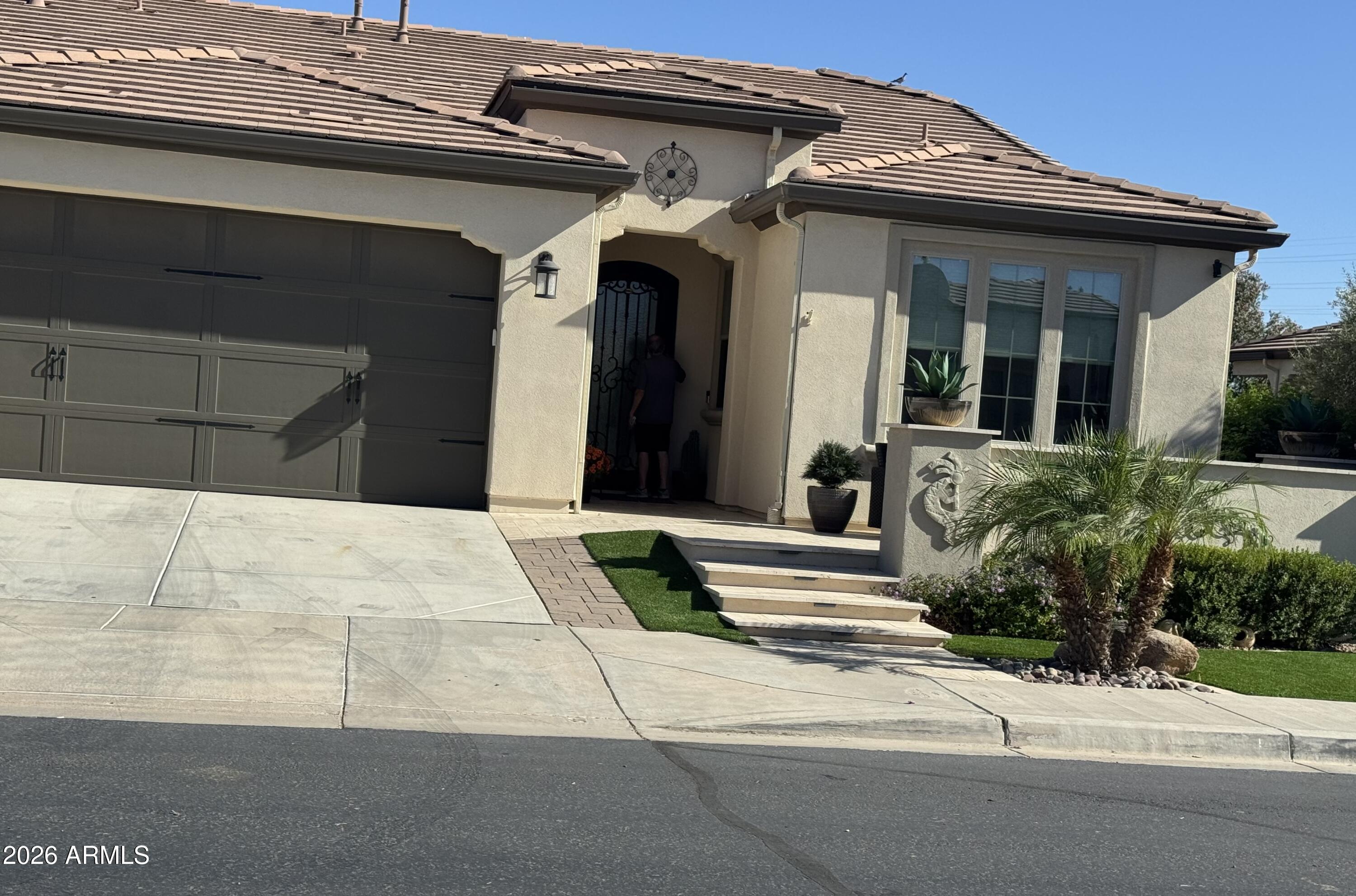 267 E LIME Court