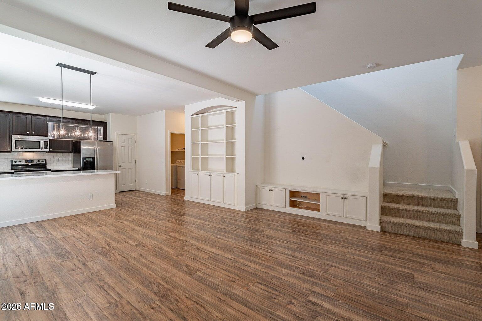 1061 S HAWK Lane
