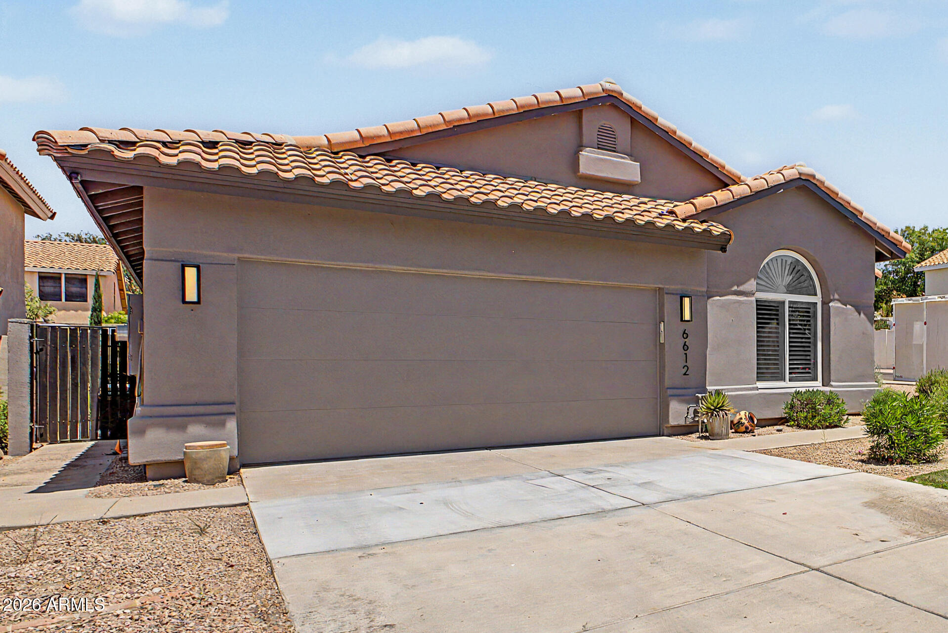 6612 E RAFTRIVER Street