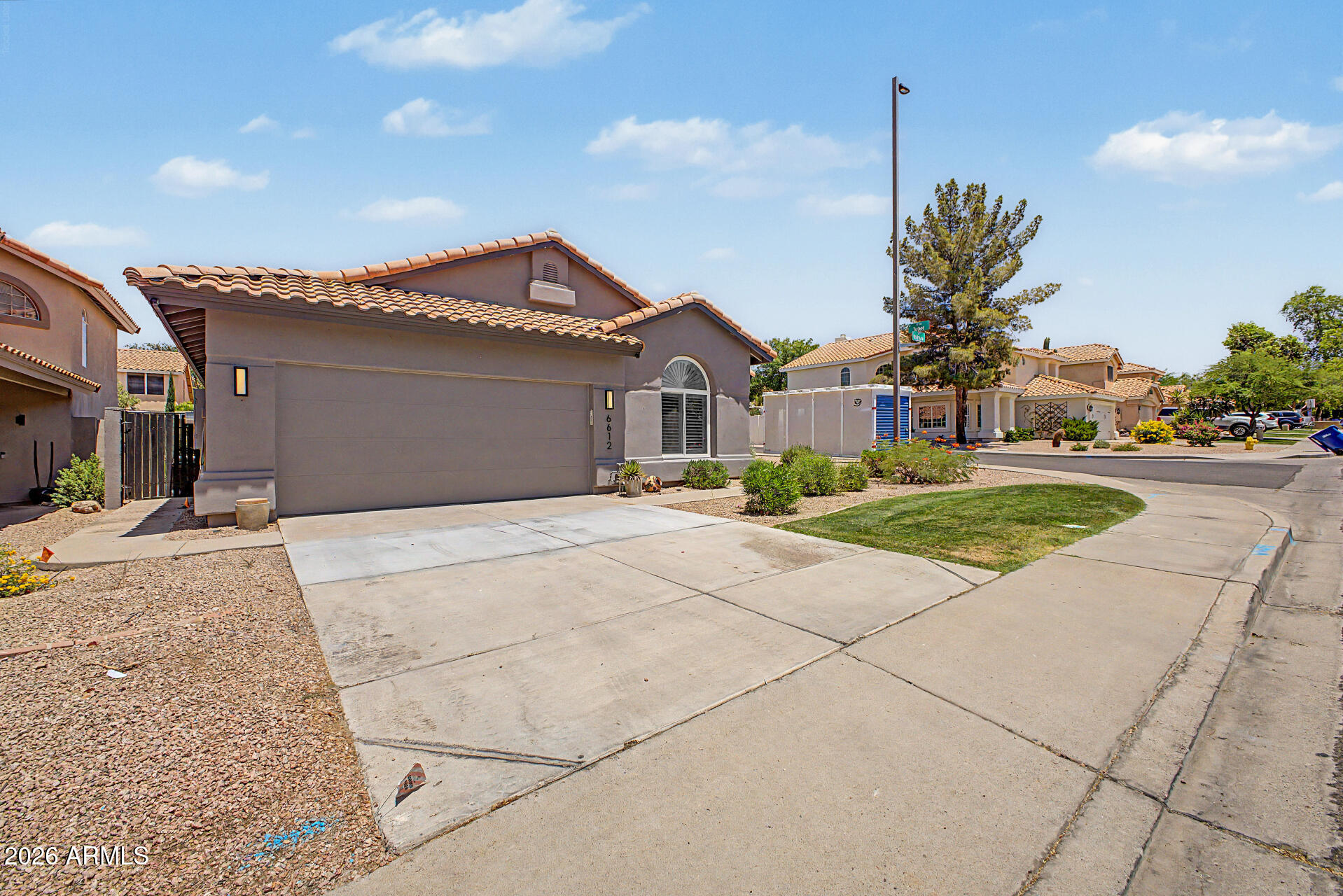 6612 E RAFTRIVER Street