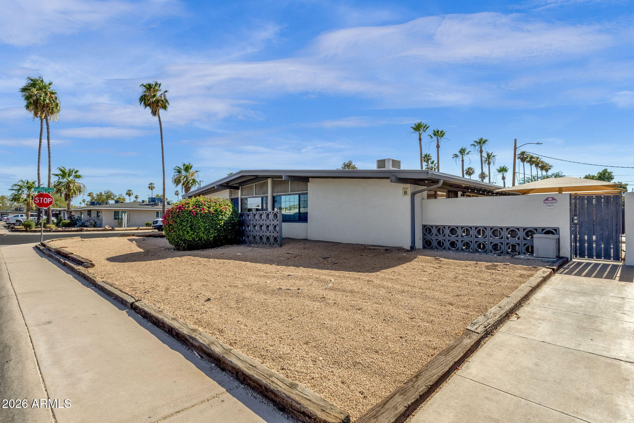 3202 N 67TH Place
