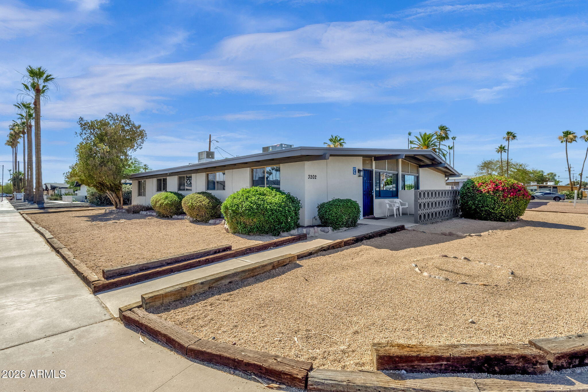 3202 N 67TH Place
