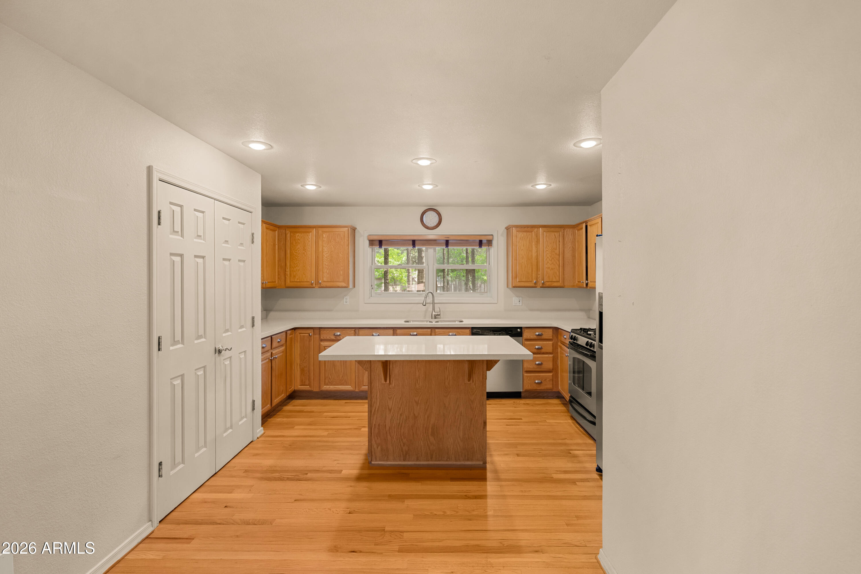 2950 W KILTIE Lane