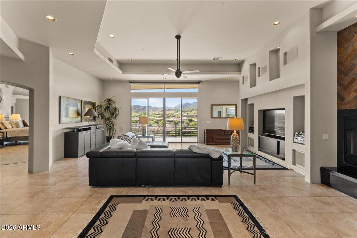 15130 E MIRAVISTA Drive