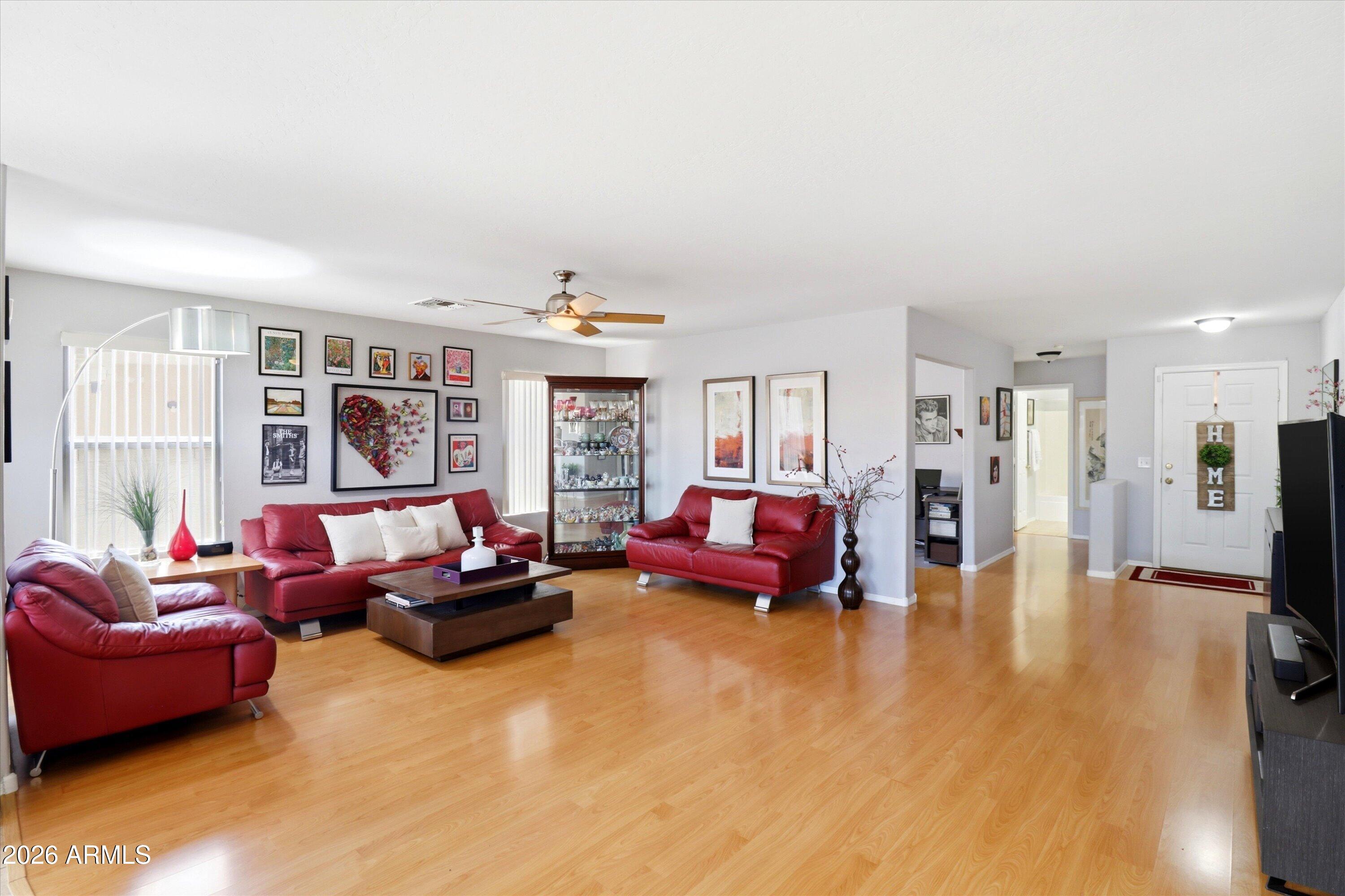 1365 S WAGON WHEEL Court