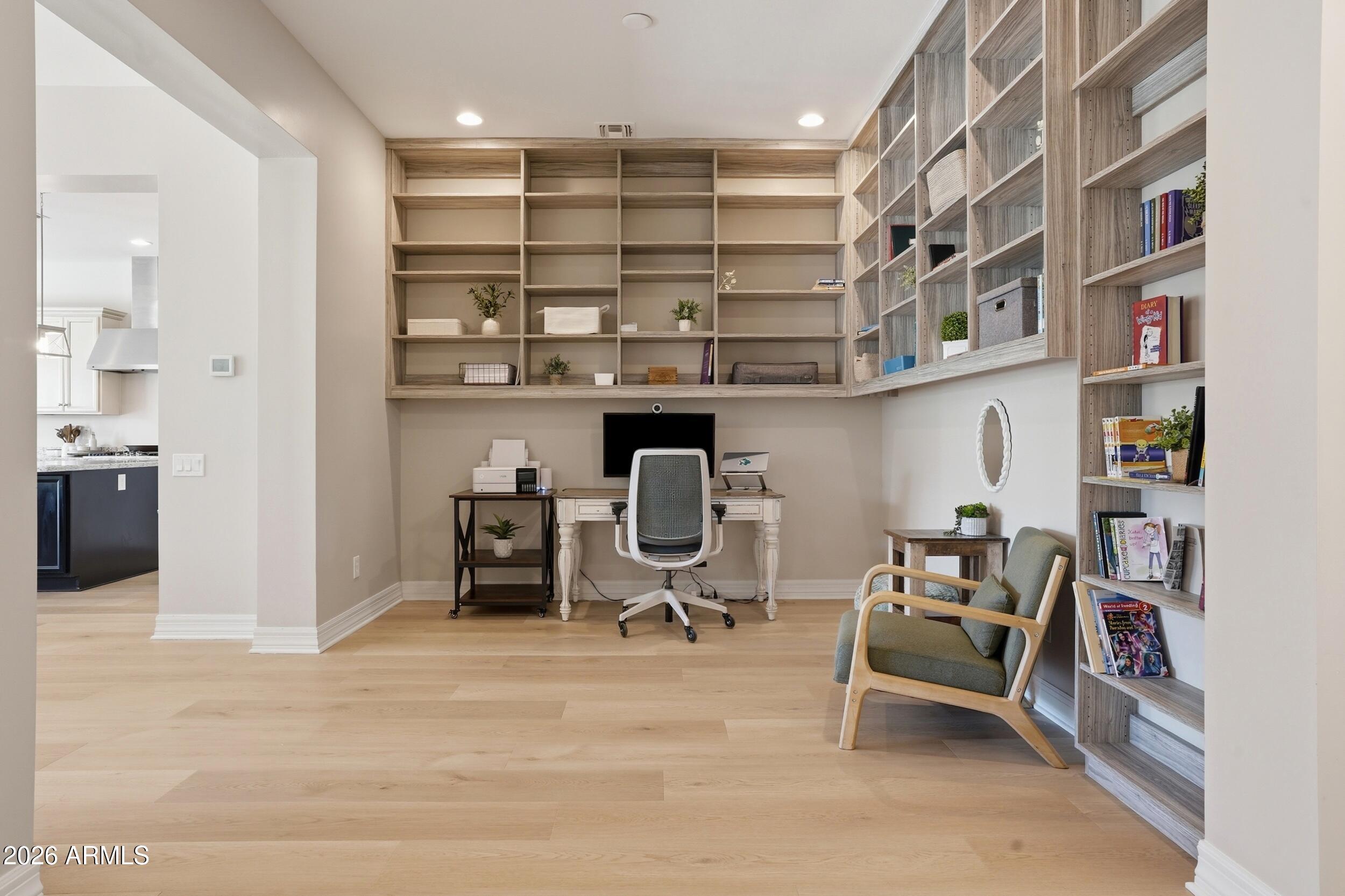 4857 S QUANTUM Way