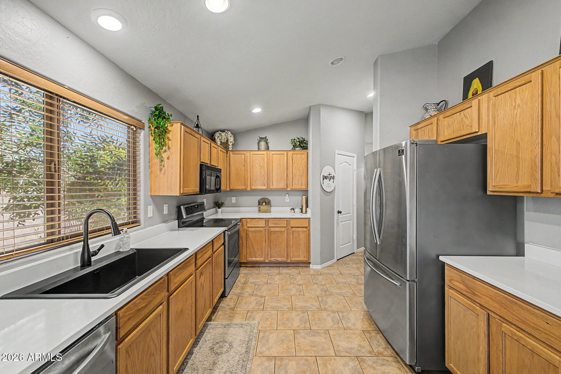 2265 W SUNSHINE BUTTE Drive