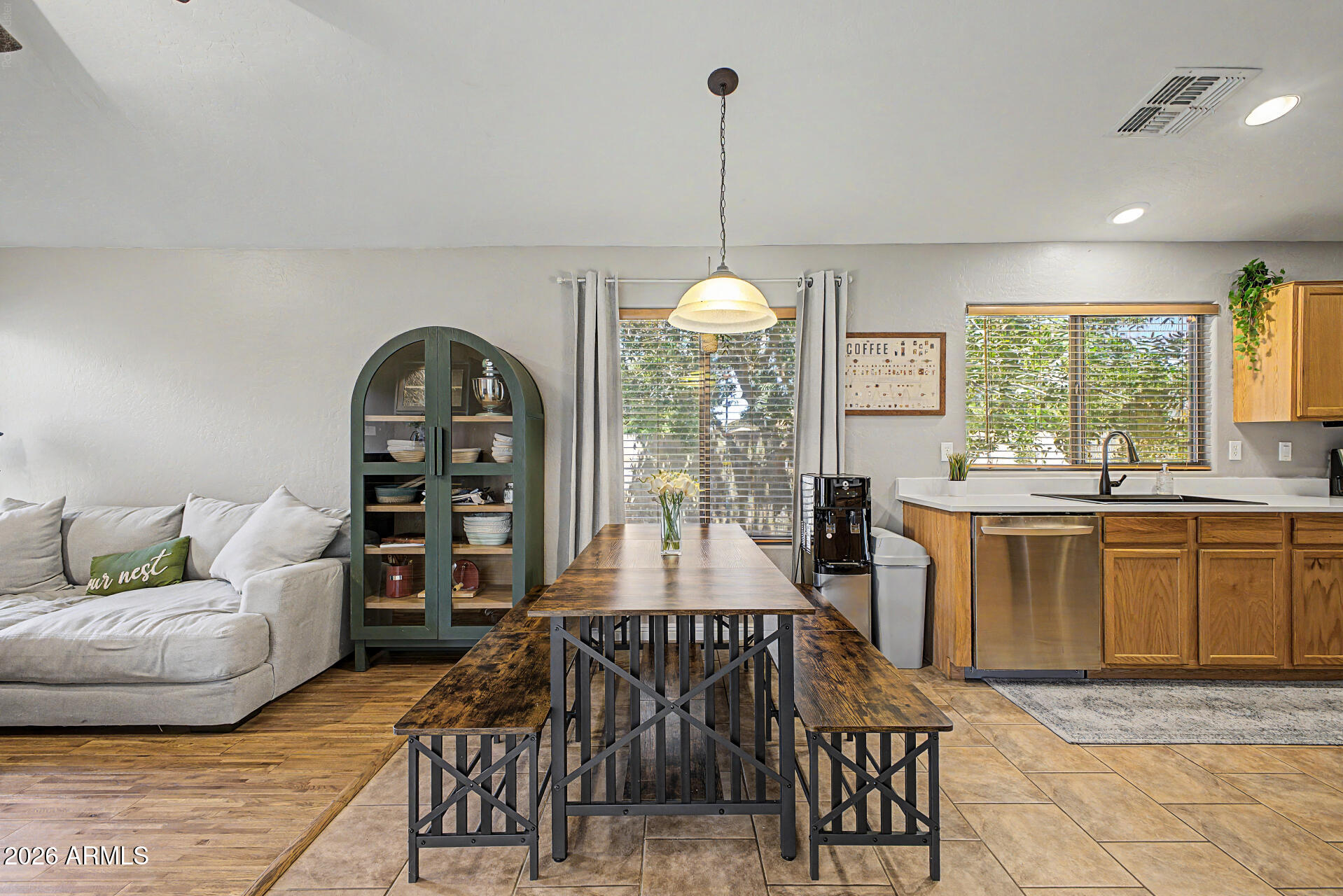 2265 W SUNSHINE BUTTE Drive