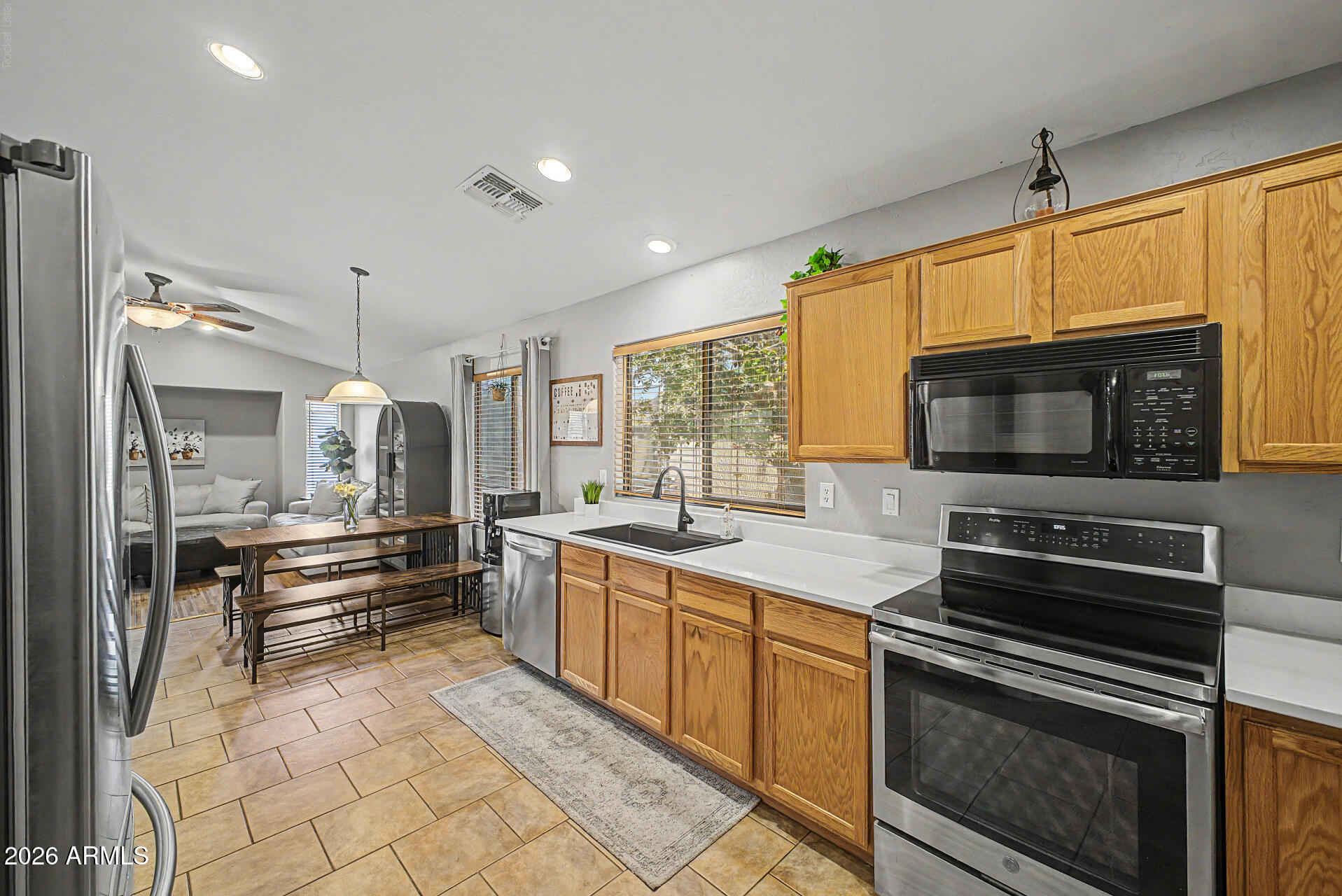 2265 W SUNSHINE BUTTE Drive