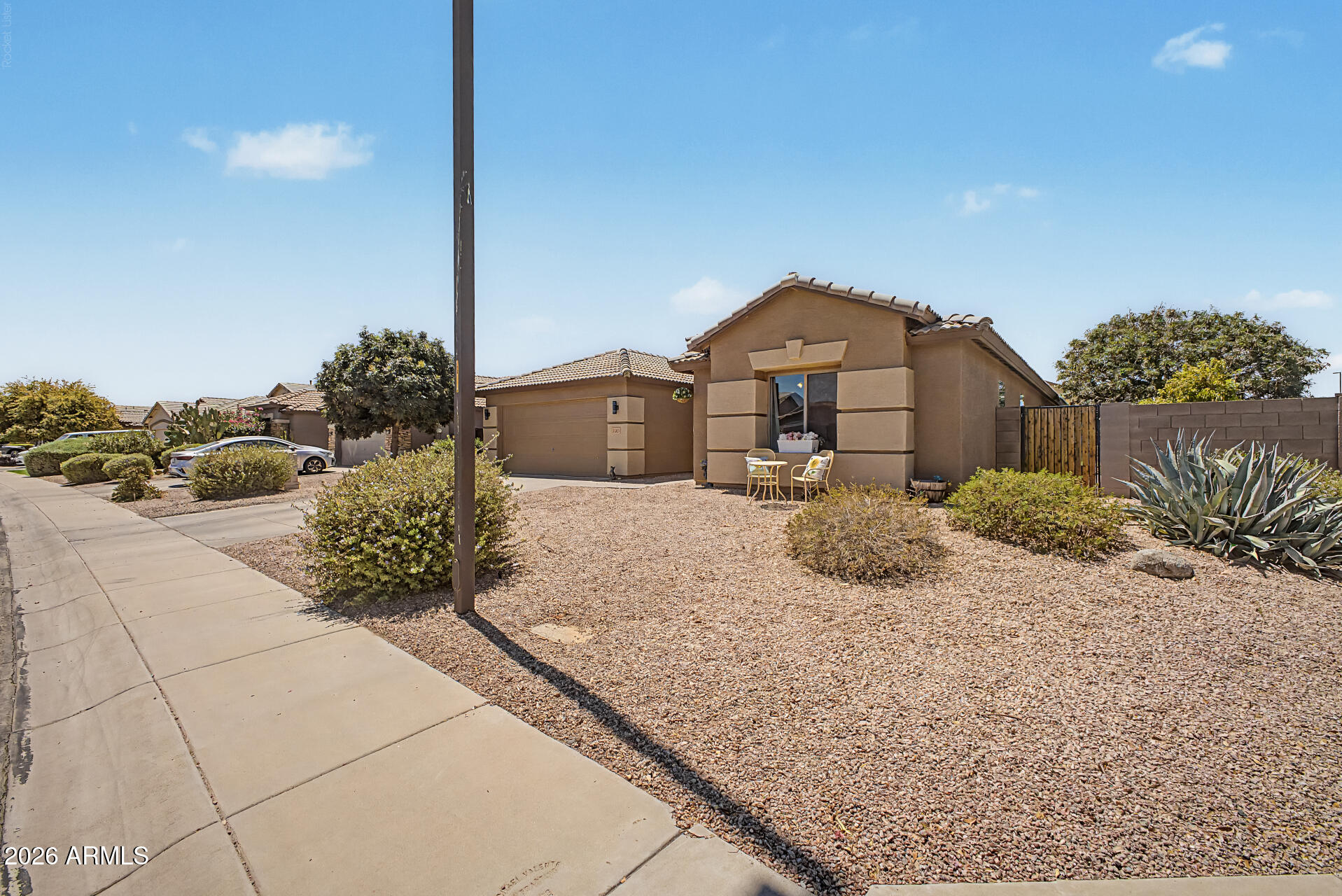 2265 W SUNSHINE BUTTE Drive