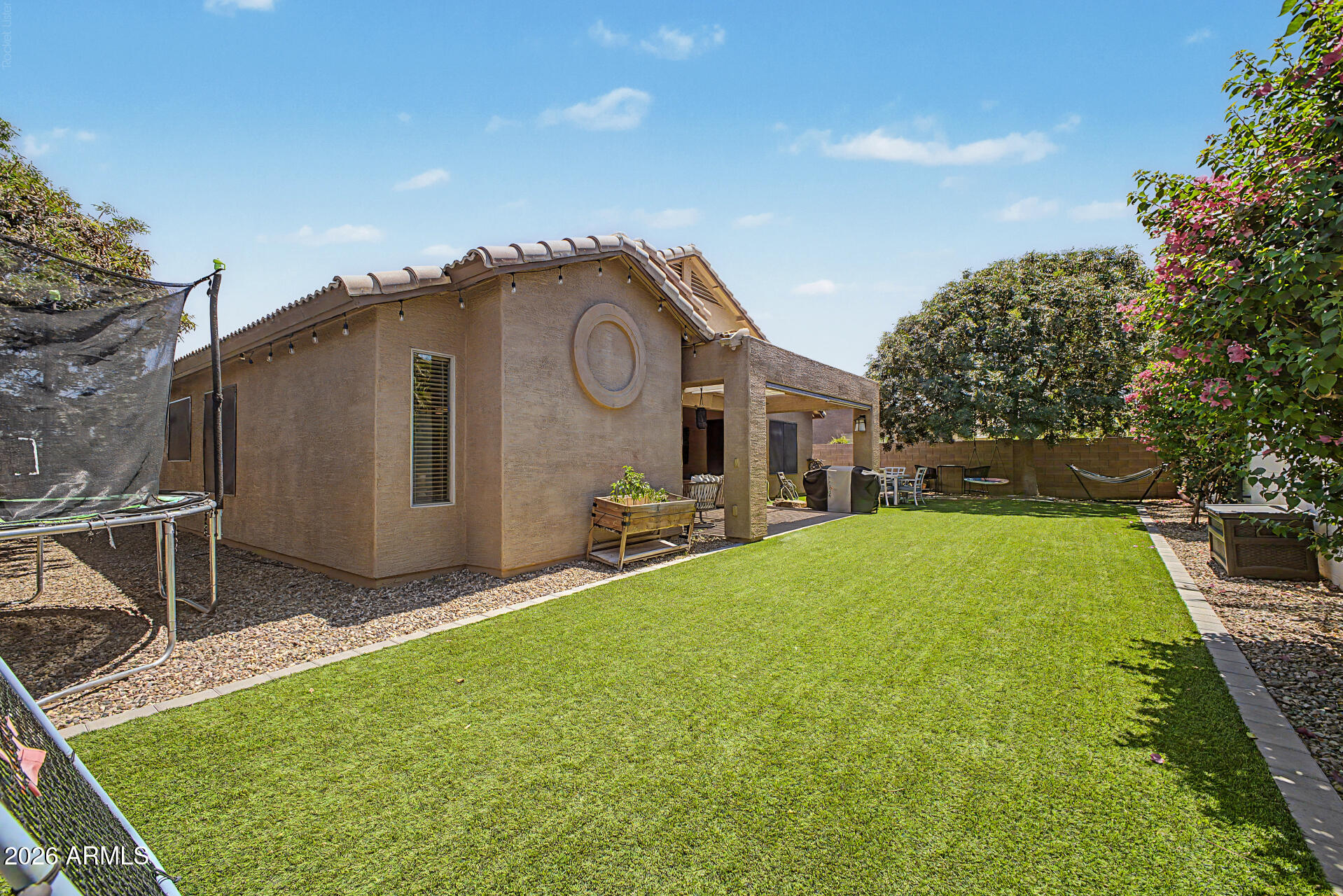 2265 W SUNSHINE BUTTE Drive