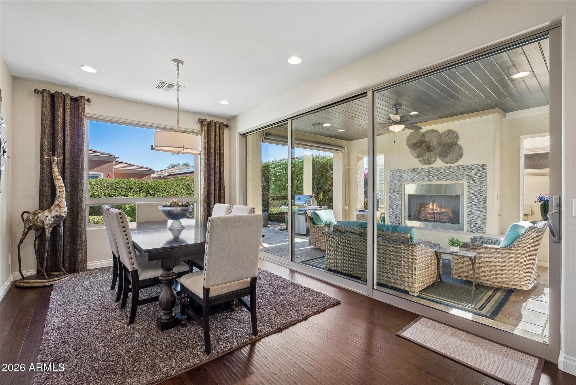 1523 E ELYSIAN Pass