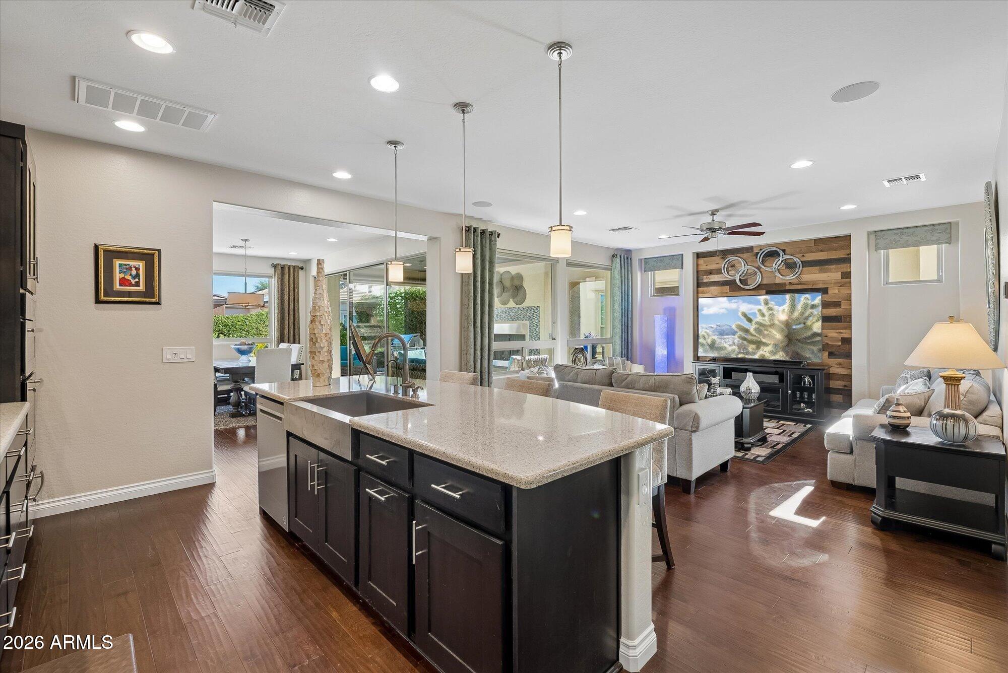 1523 E ELYSIAN Pass